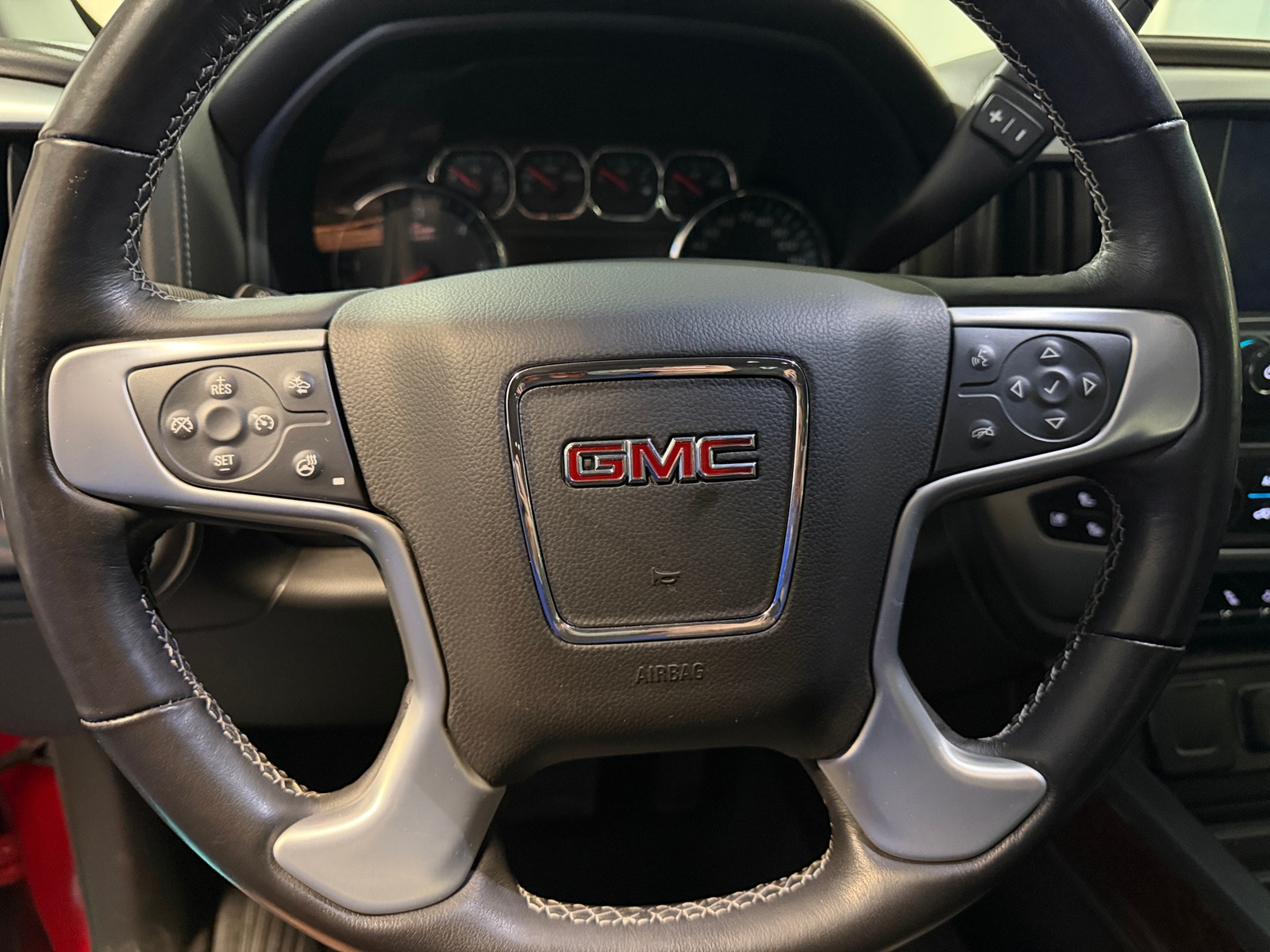 Thumbnail: 2018 GMC Sierra 1500 - 4
