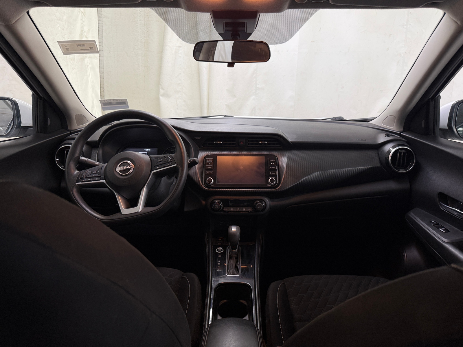 Thumbnail: 2022 Nissan Kicks - 3