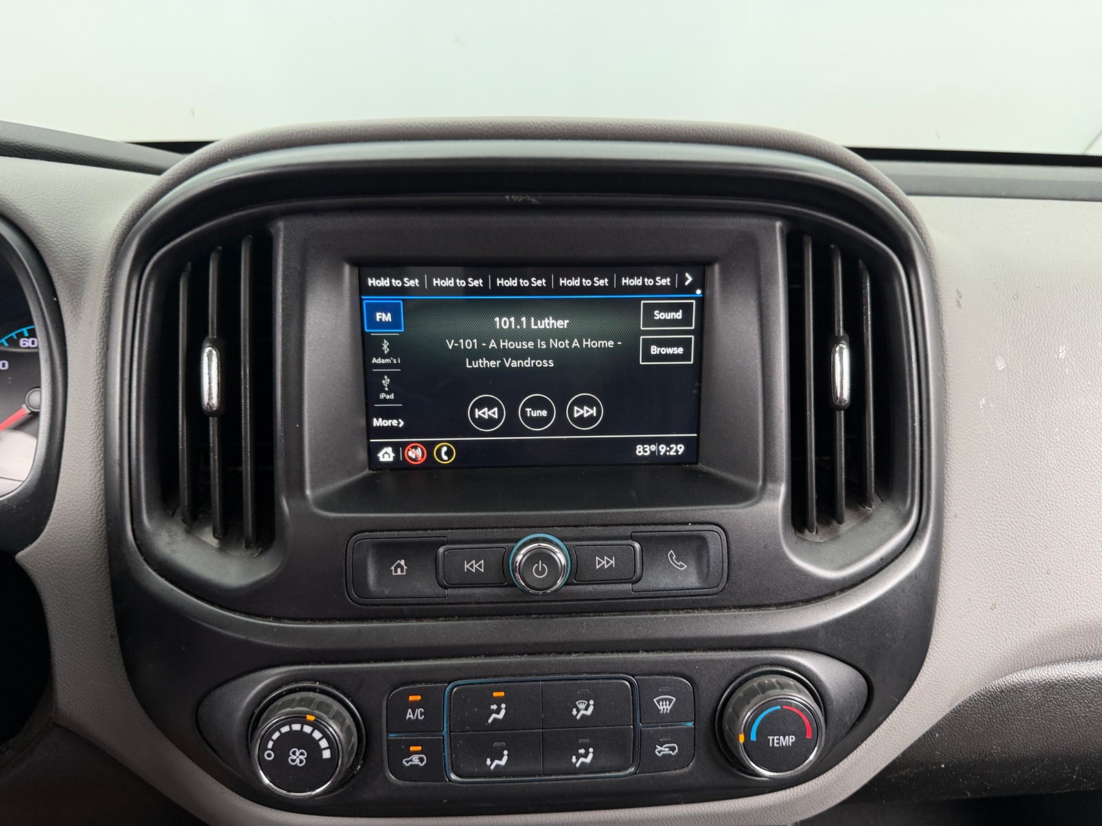 Thumbnail: 2019 Chevrolet Colorado - 4