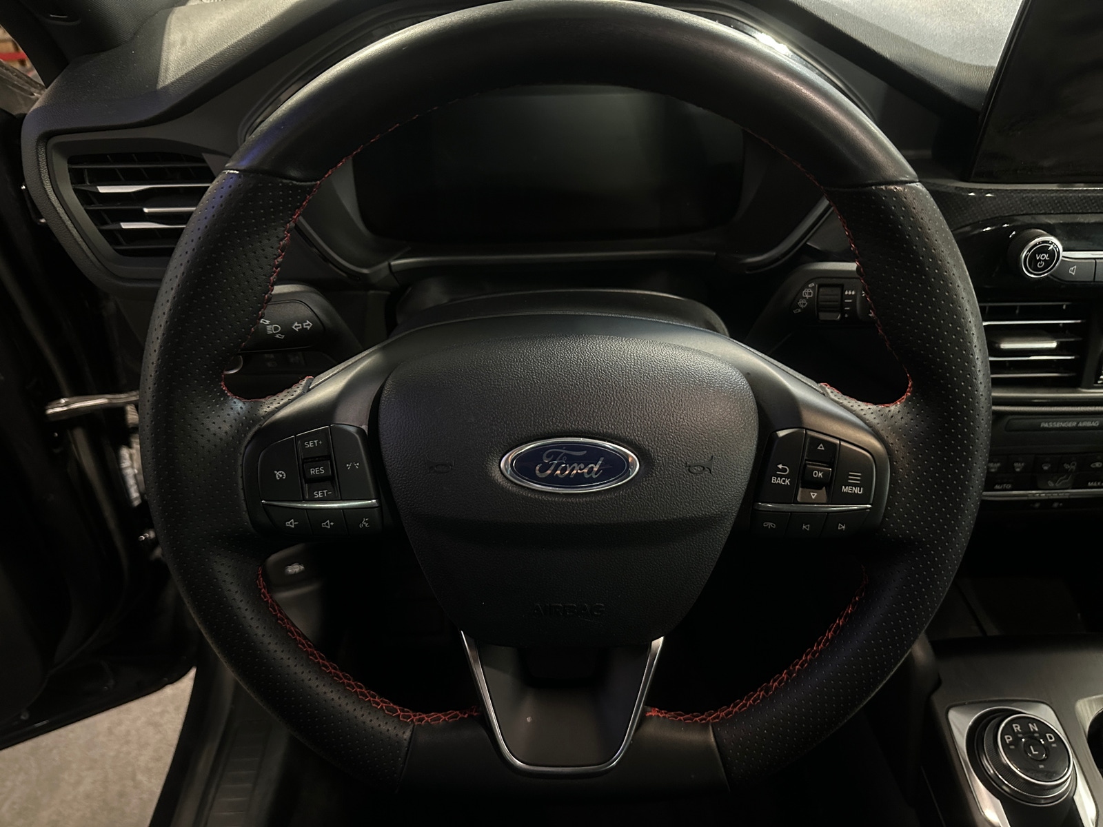 Thumbnail: 2025 Ford Escape - 5