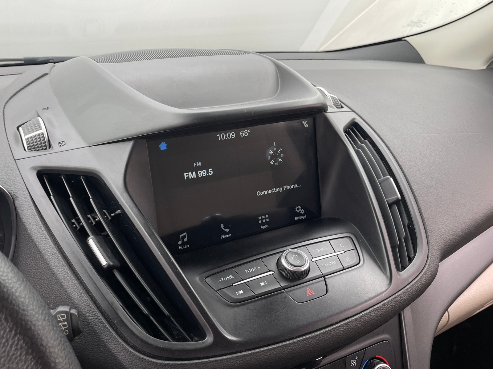 Thumbnail: 2019 Ford Escape - 4