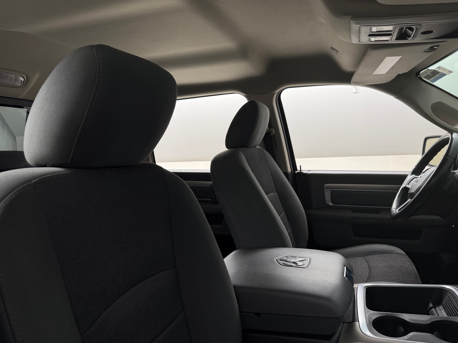 Thumbnail: 2019 RAM 1500 Classic - 2
