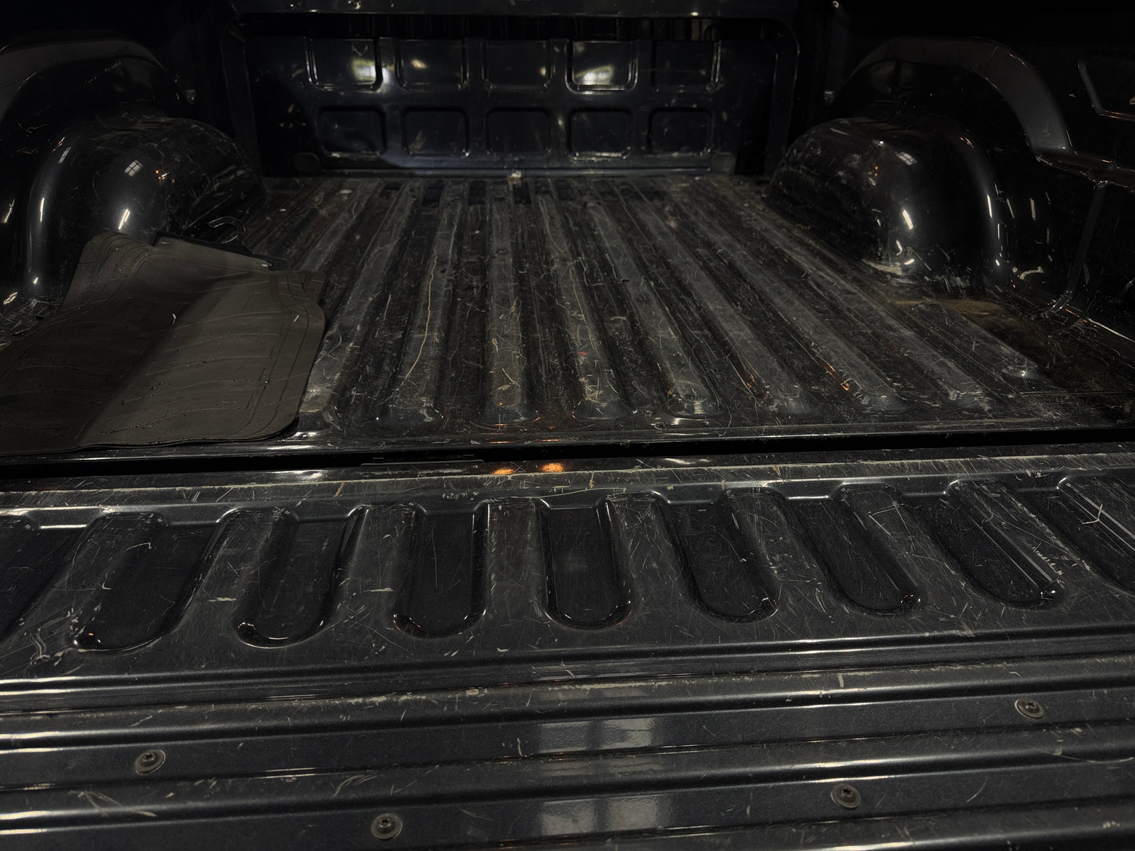 Thumbnail: 2019 RAM 1500 Classic - 7