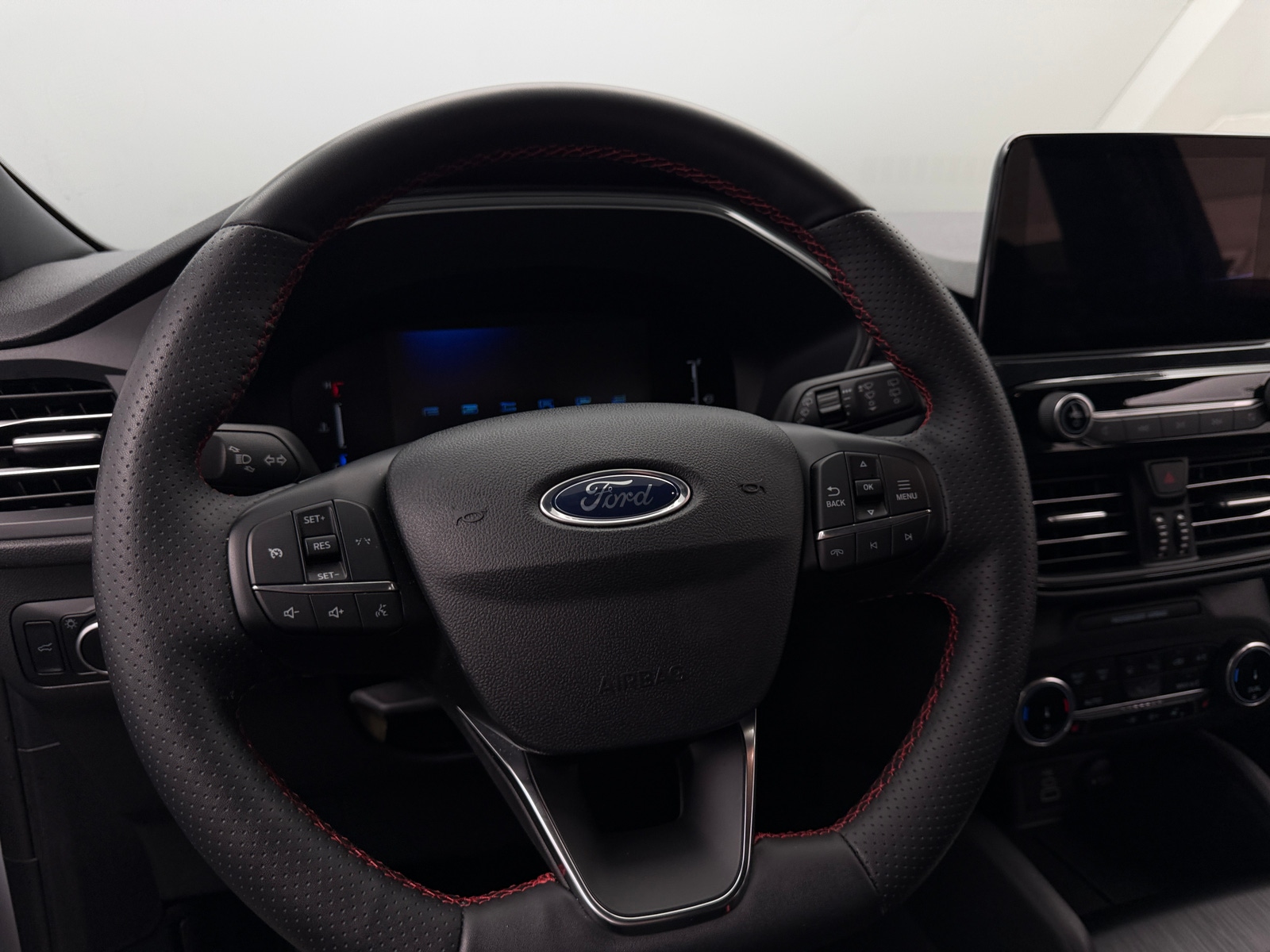 Thumbnail: 2025 Ford Escape - 5