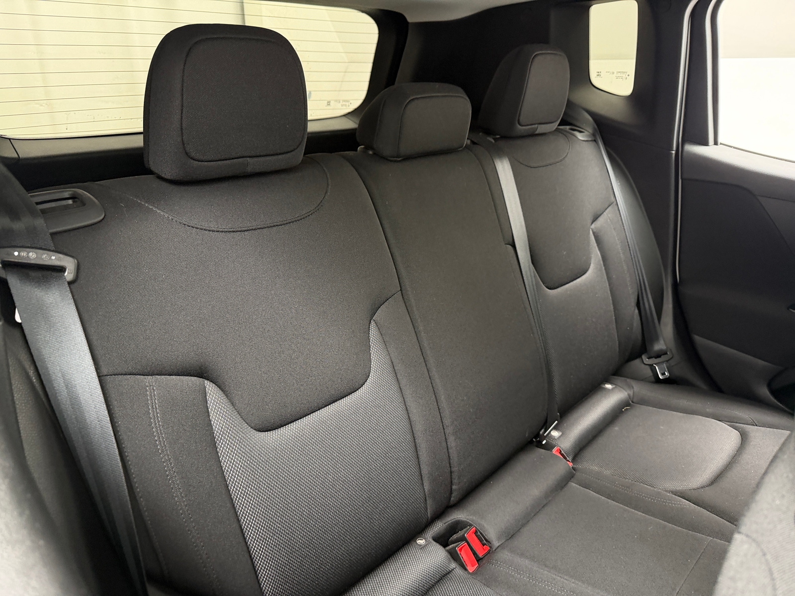 Thumbnail: 2020 Jeep Renegade - 6