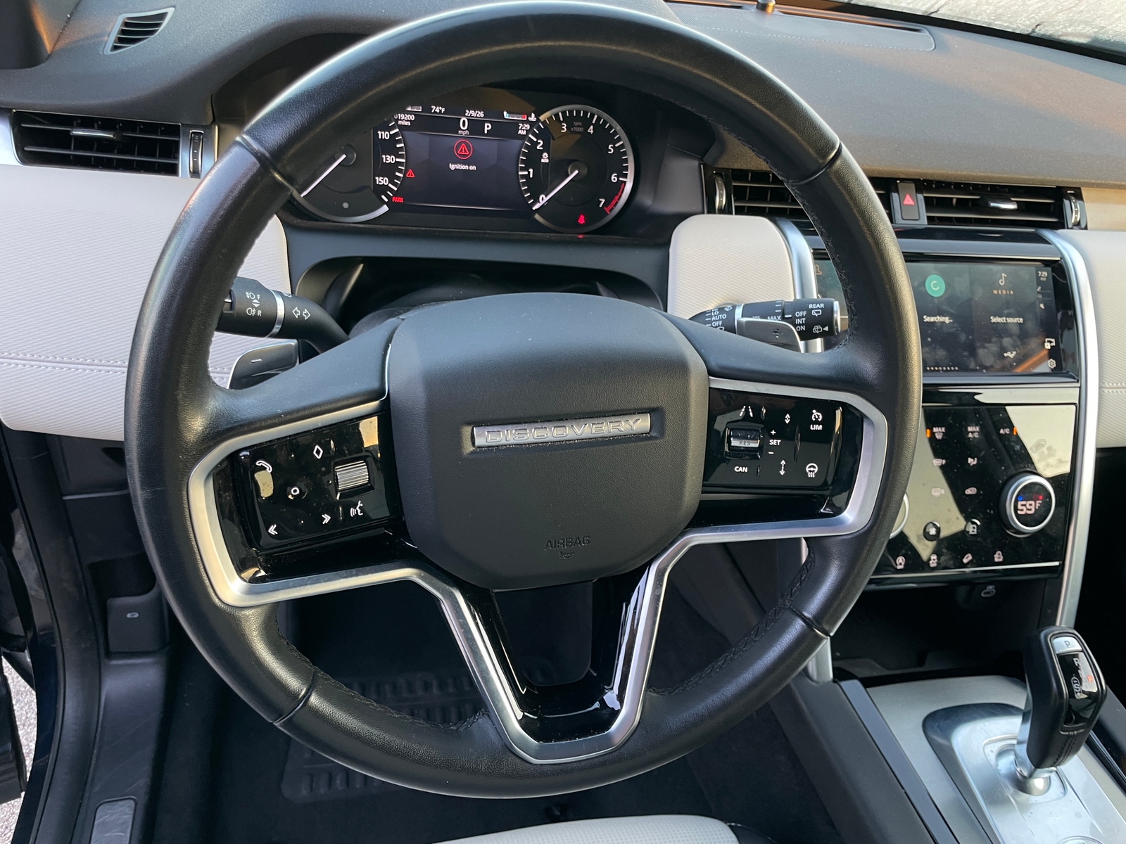 Thumbnail: 2023 Land Rover Discovery Sport - 4
