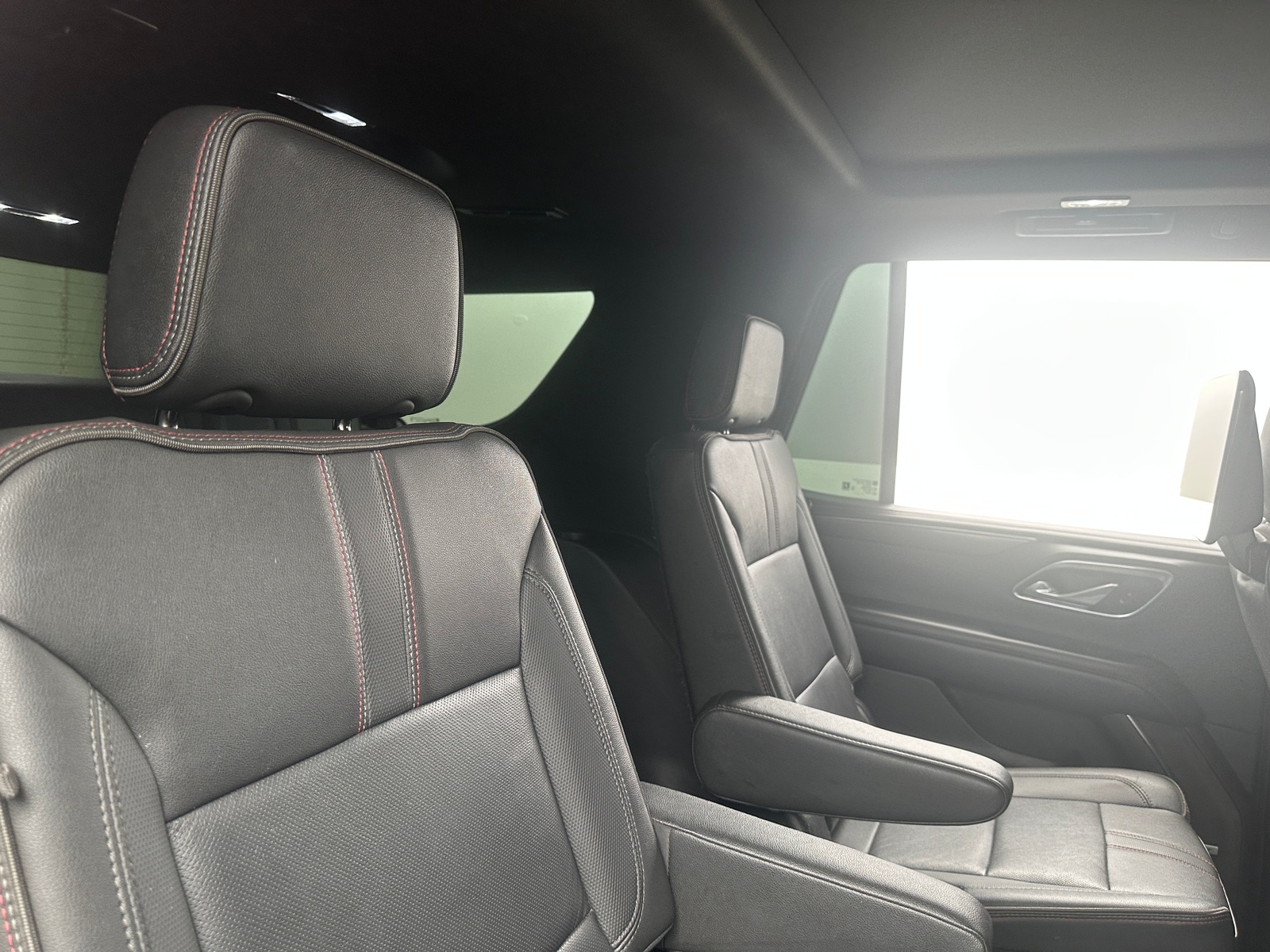 Thumbnail: 2022 Chevrolet Tahoe - 5