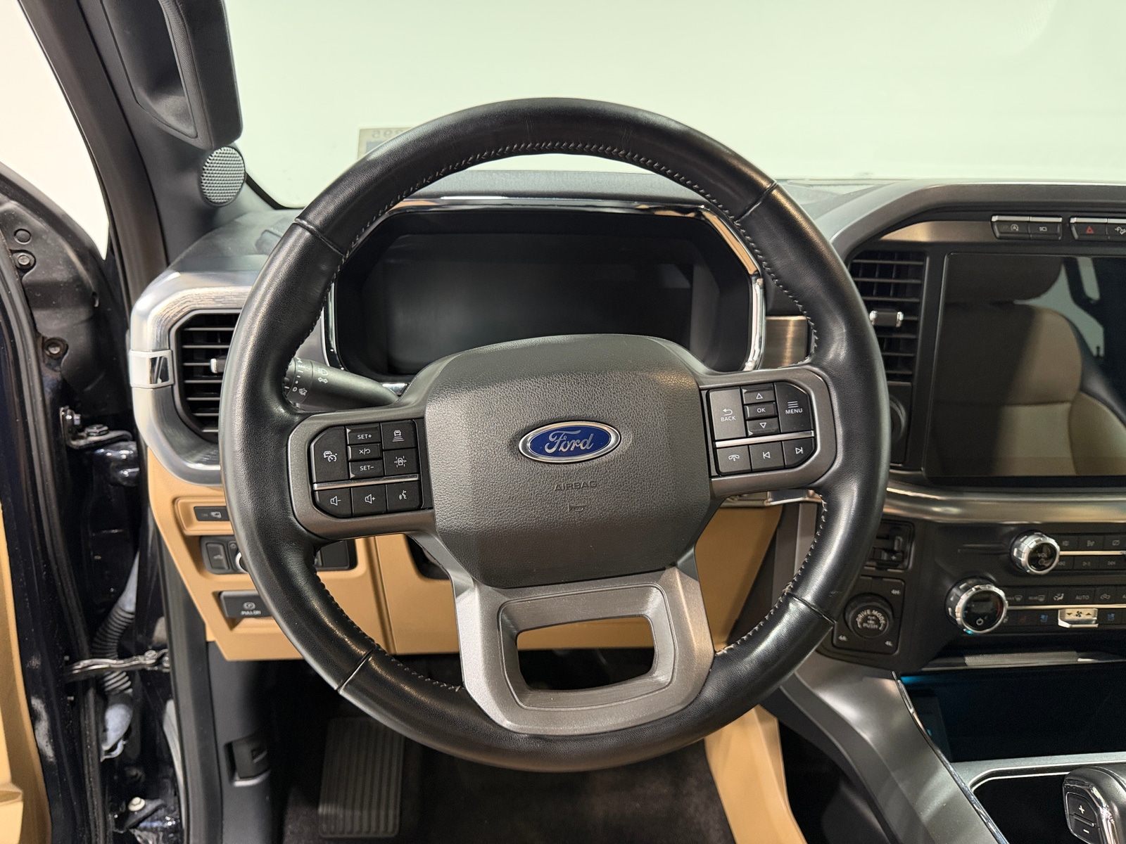 Thumbnail: 2021 Ford Econoline - 4