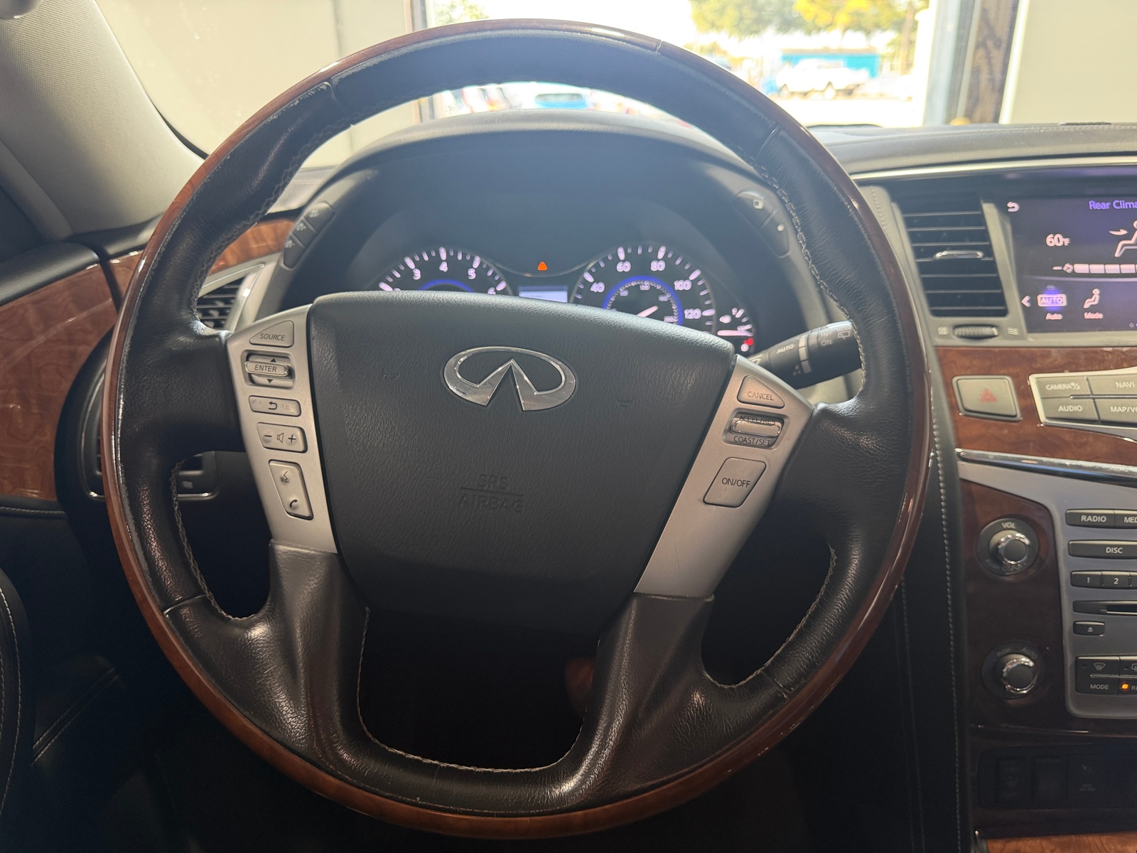 Thumbnail: 2019 INFINITI QX80 - 4