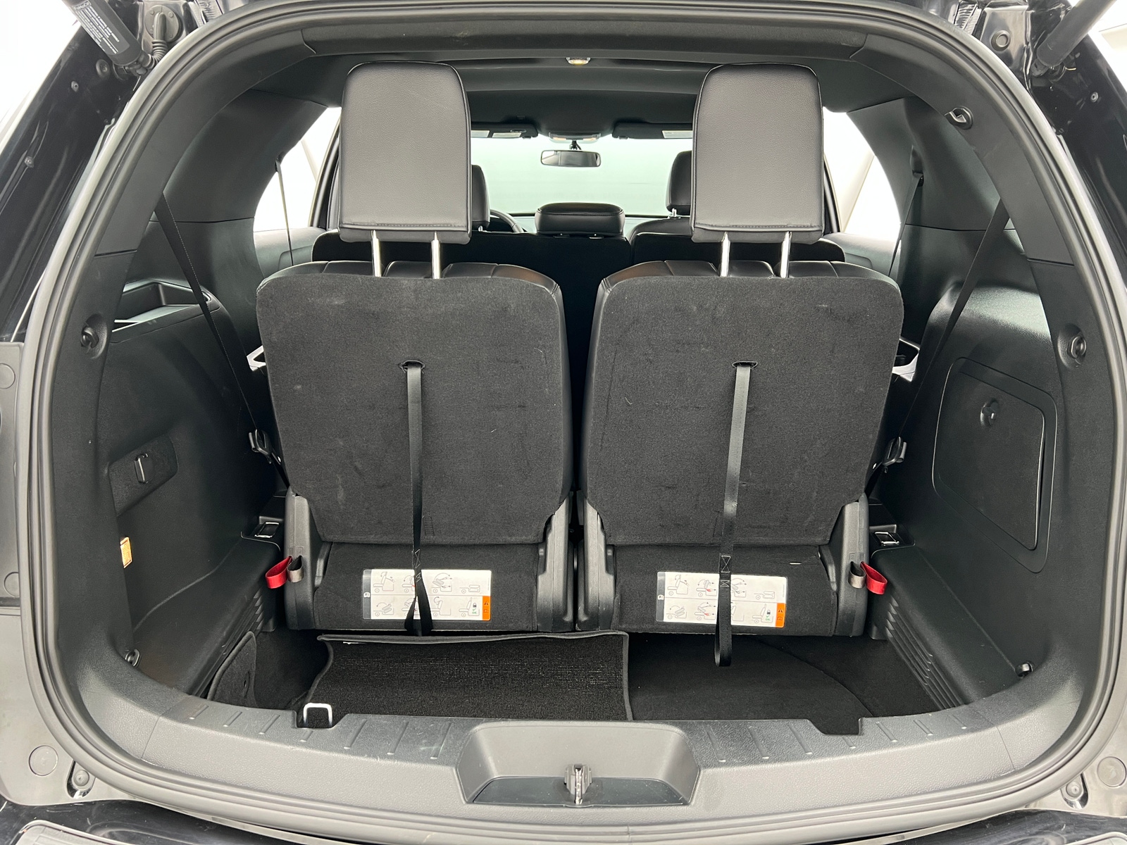 Thumbnail: 2019 Ford Explorer - 6