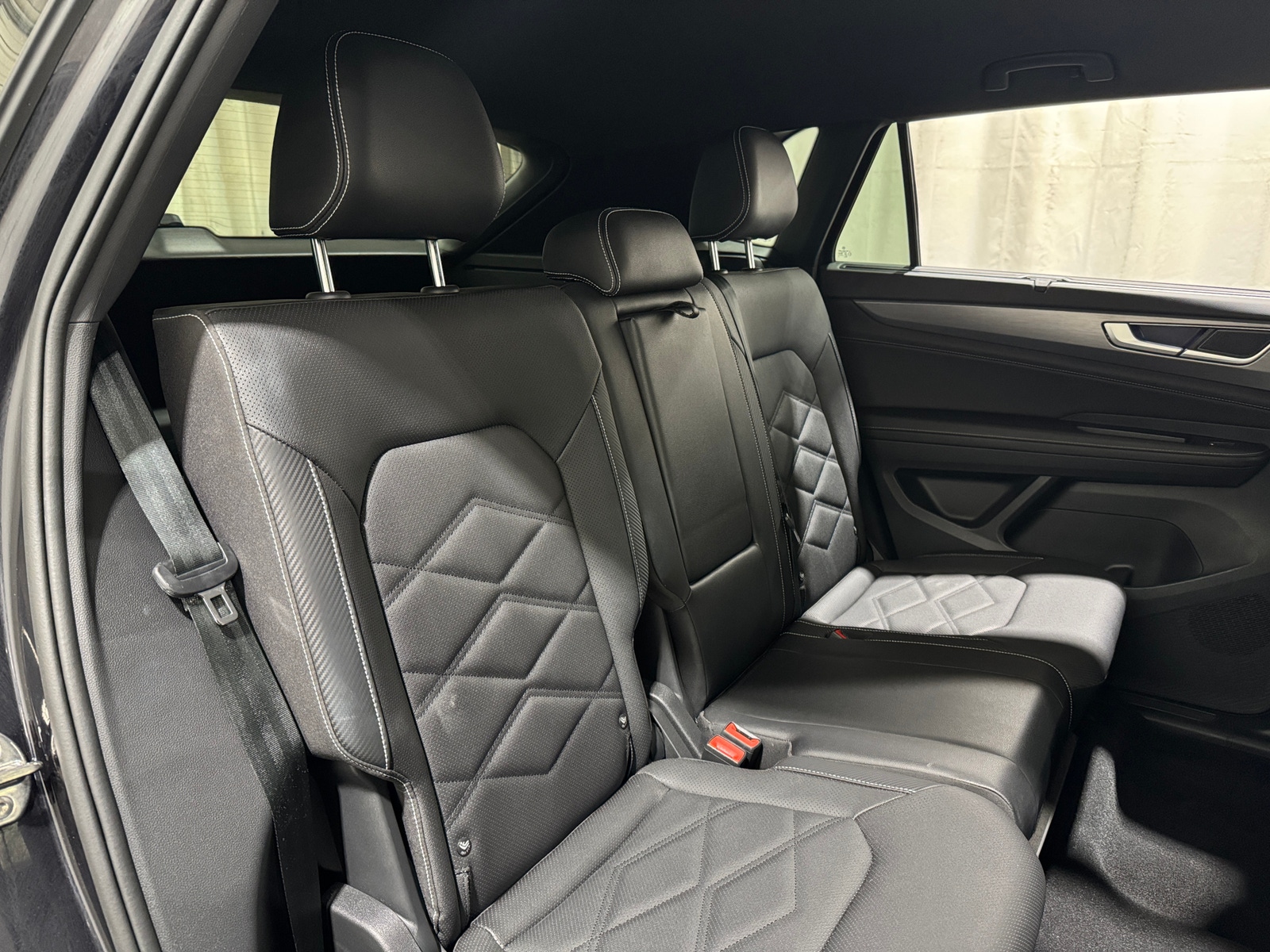 Thumbnail: 2026 Volkswagen Atlas - 6