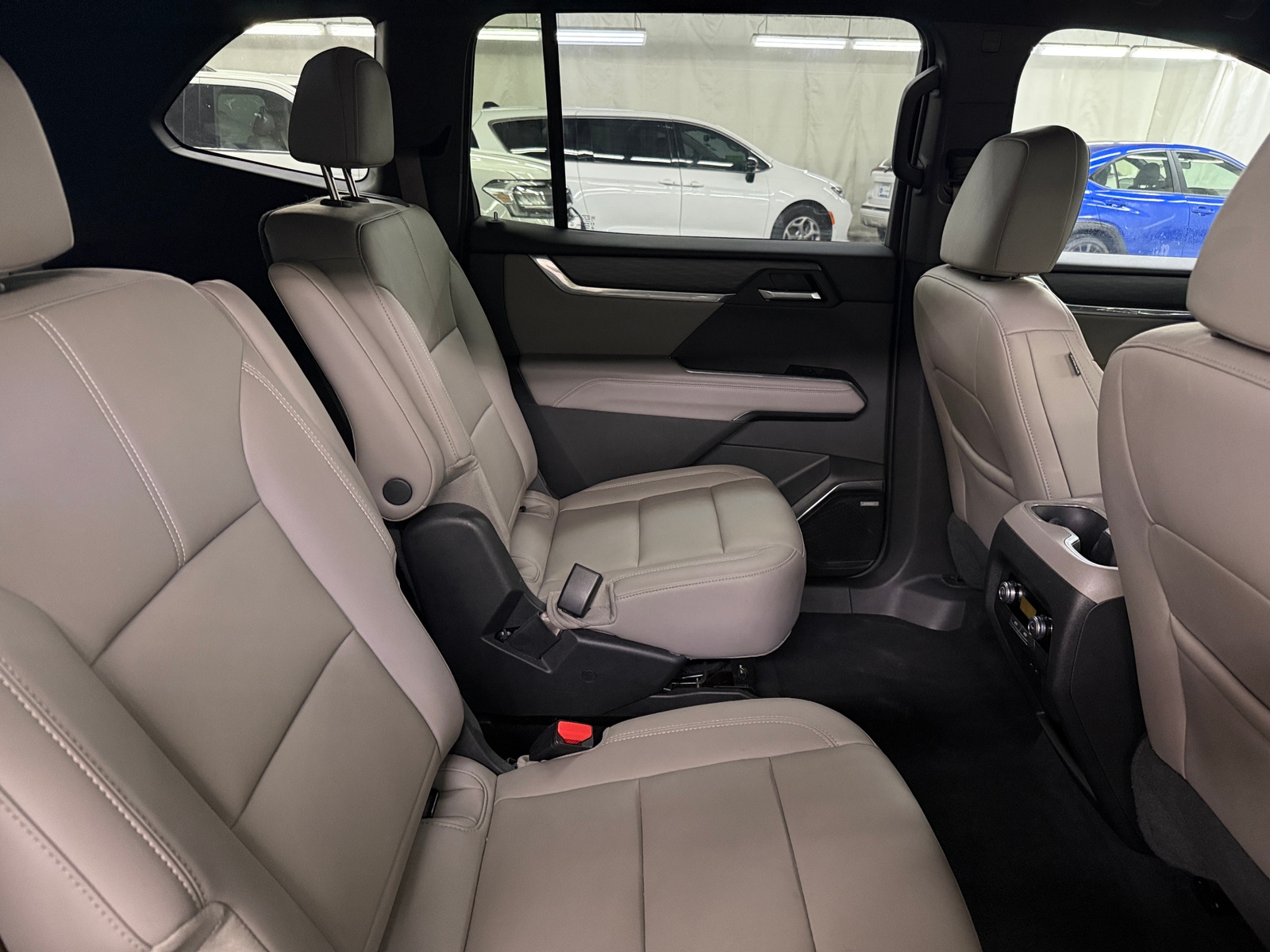 Thumbnail: 2026 GMC Acadia - 5