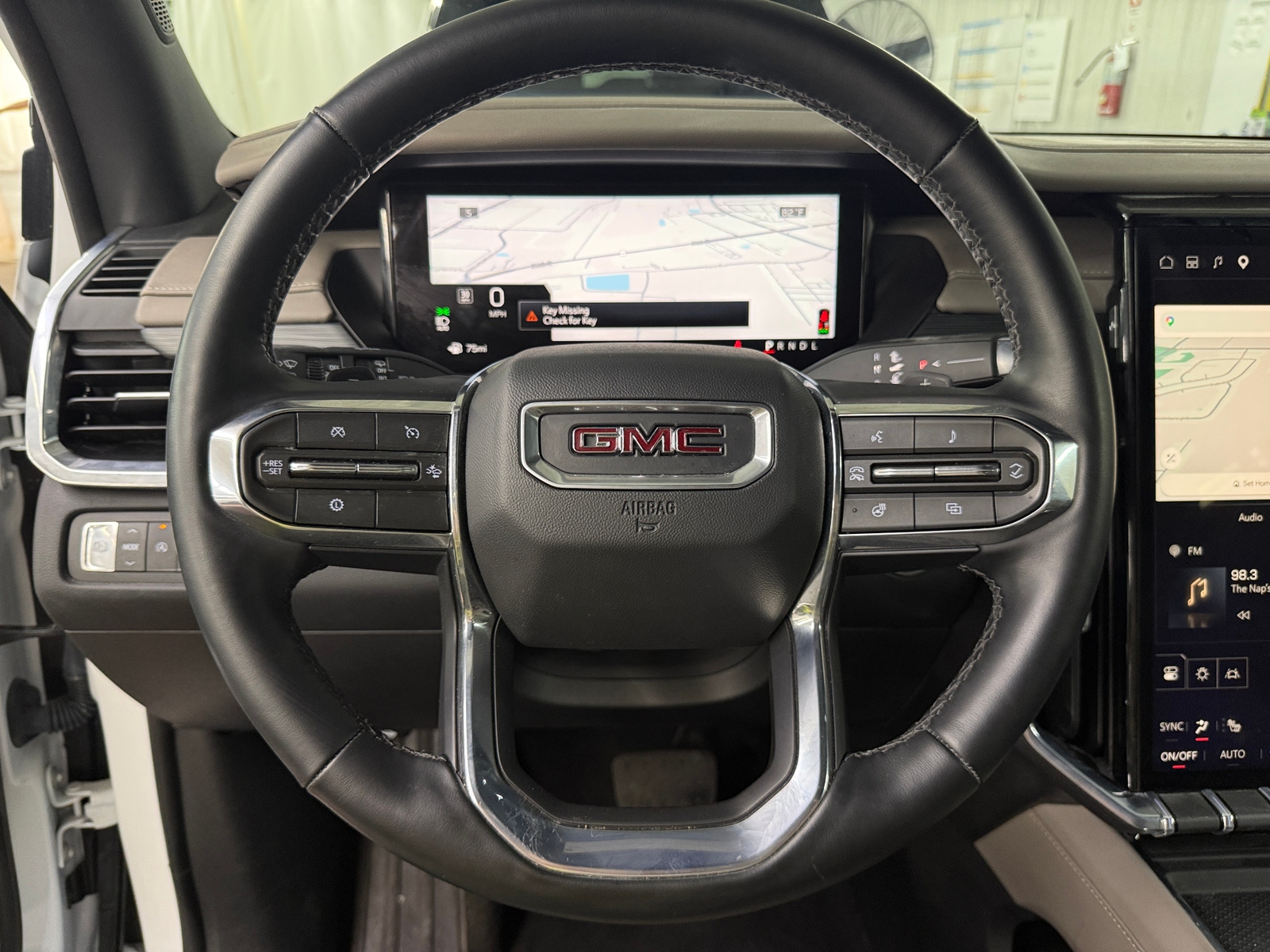 Thumbnail: 2026 GMC Acadia - 4
