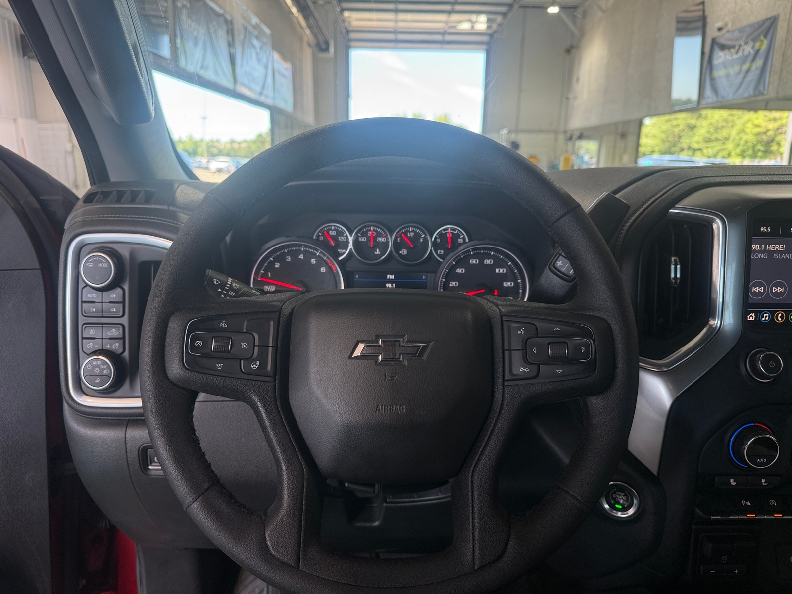 Thumbnail: 2021 Chevrolet Silverado 1500 - 5