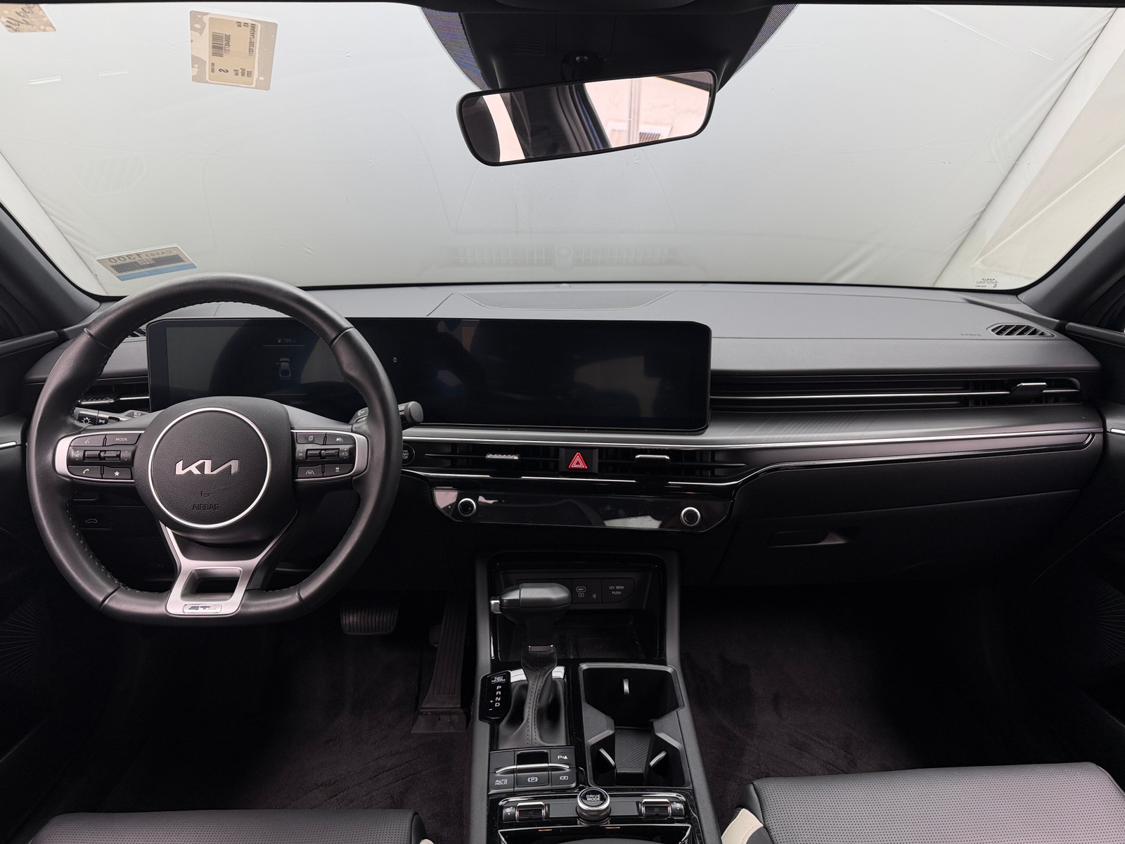 Thumbnail: 2025 Kia K5 - 2