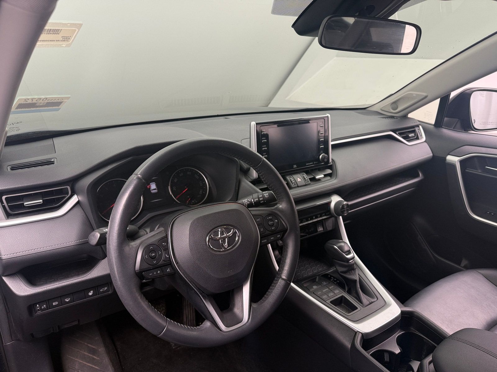 Thumbnail: 2019 Toyota RAV4 - 2
