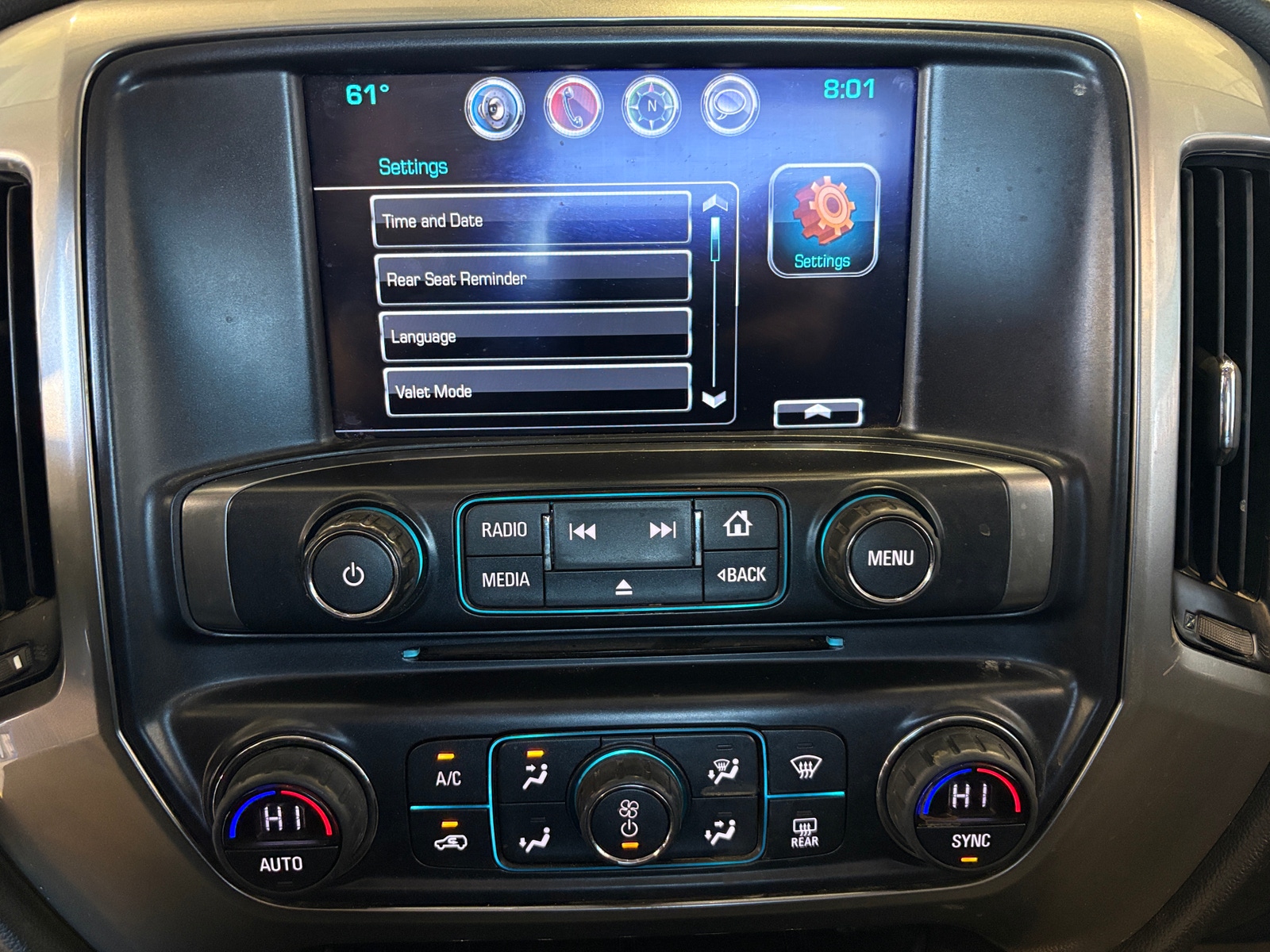 Thumbnail: 2017 Chevrolet Silverado 1500 - 4