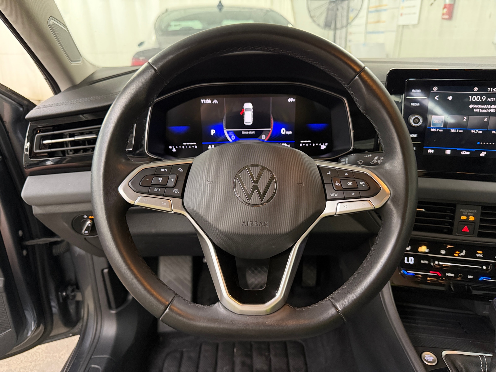 Thumbnail: 2025 Volkswagen Jetta - 5