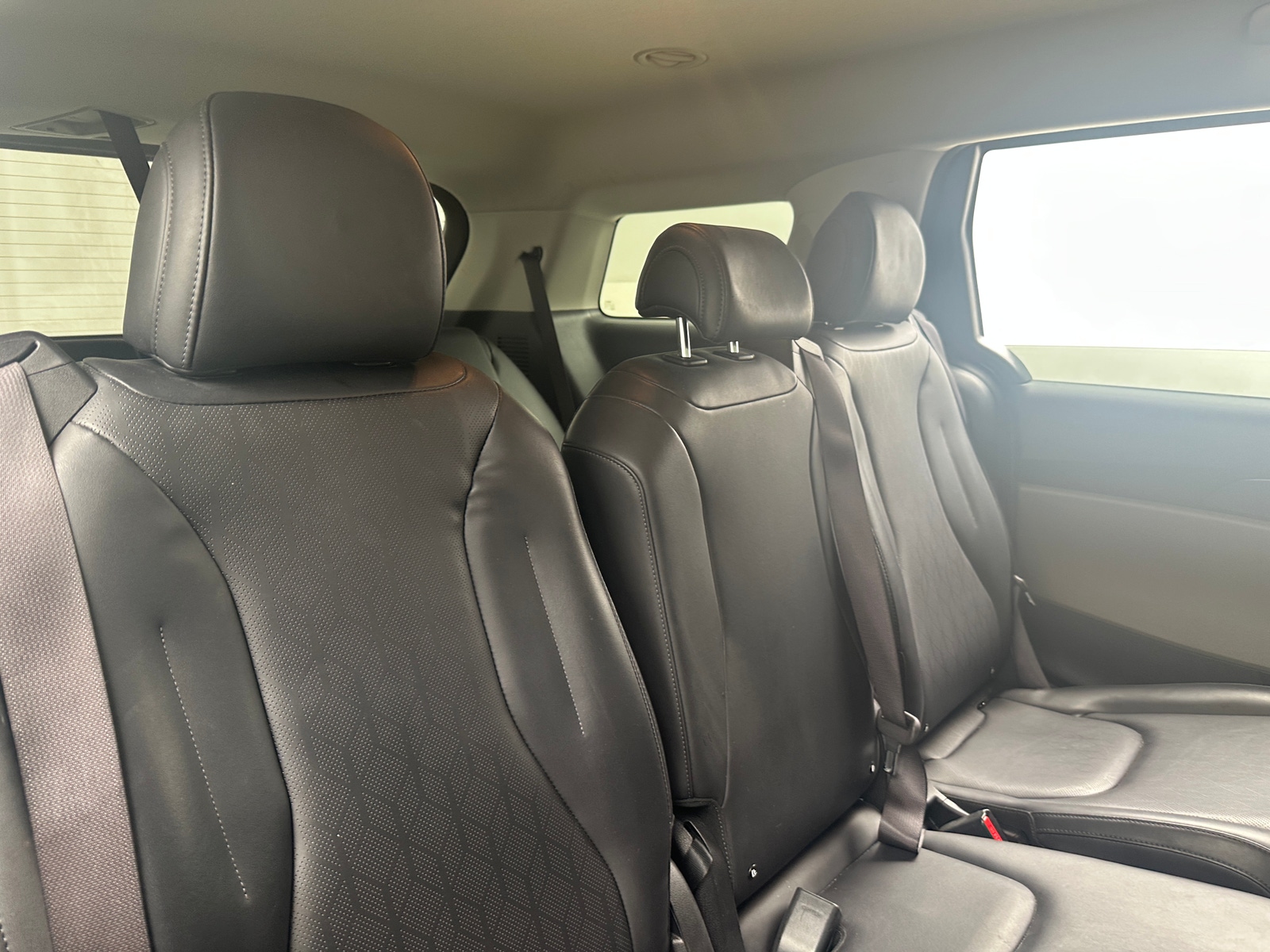 Thumbnail: 2025 Kia Carnival - 5