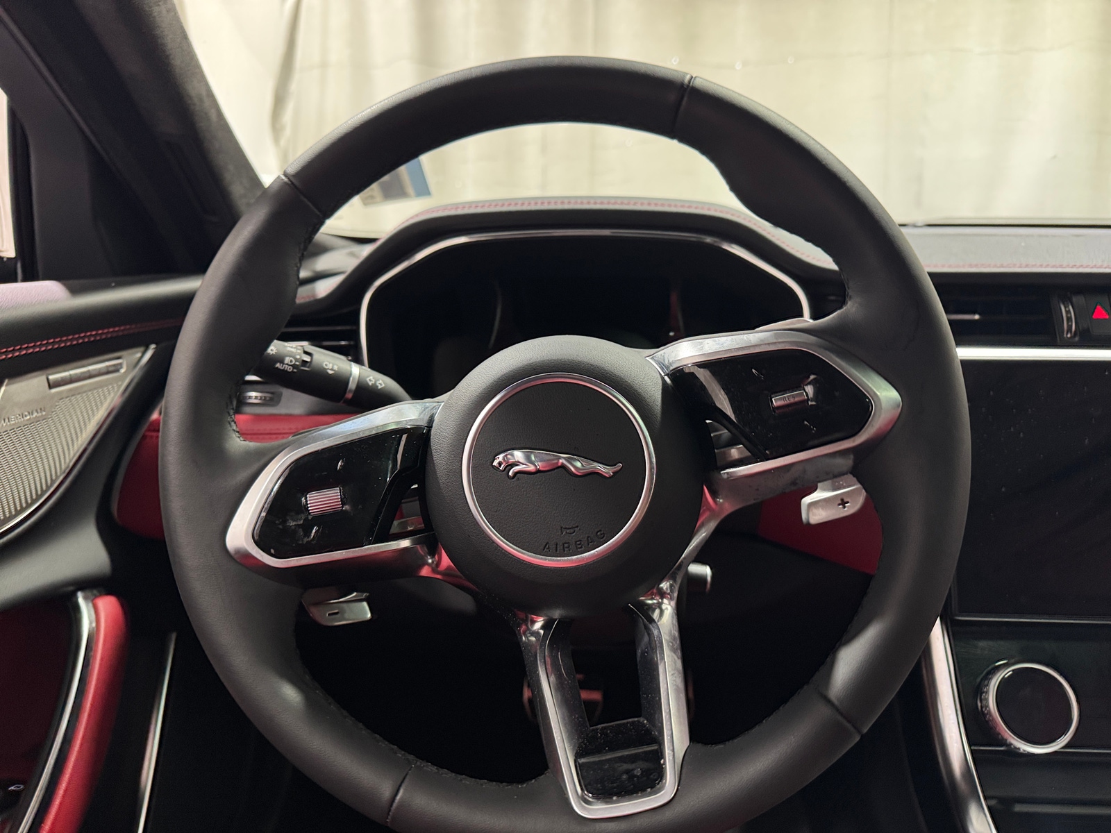 Thumbnail: 2024 Jaguar XF - 4