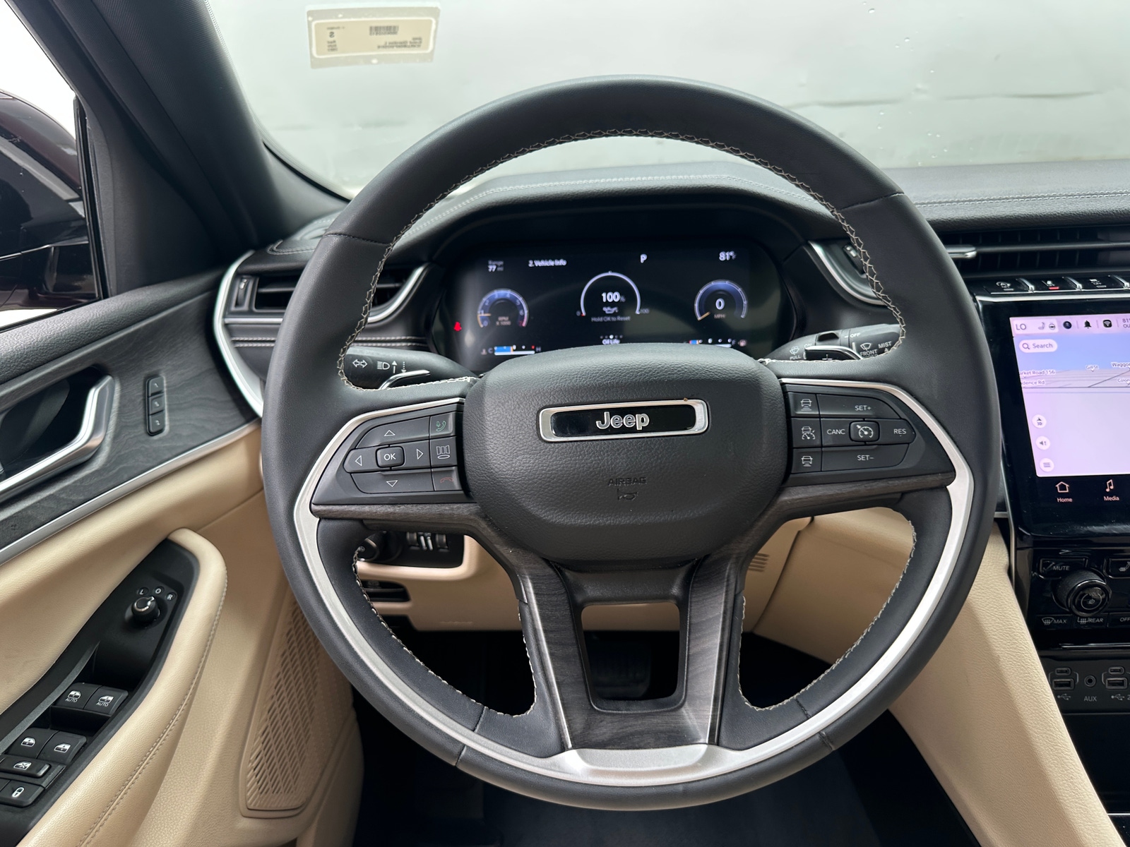 Thumbnail: 2023 Jeep Grand Cherokee L - 4