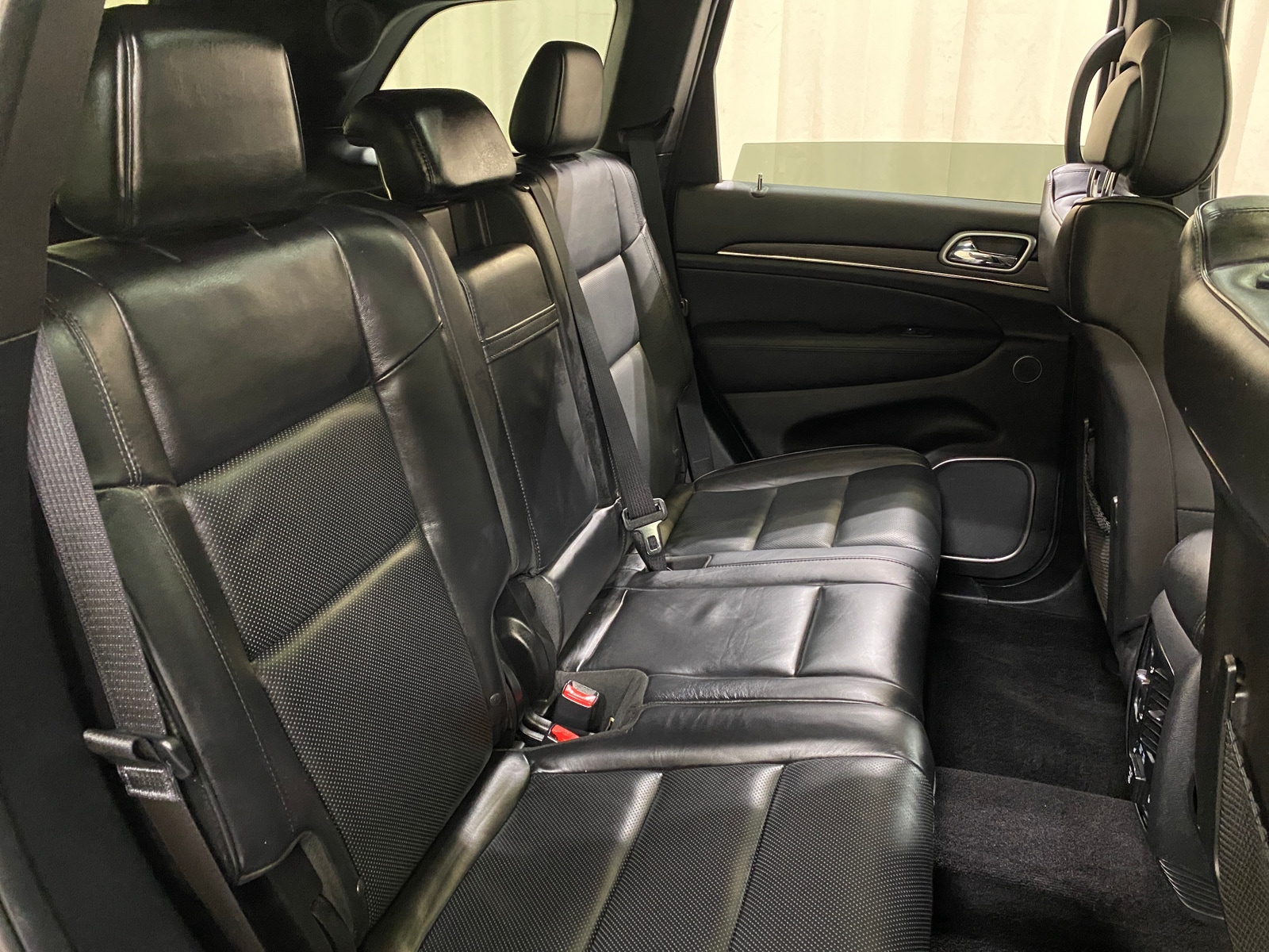 Thumbnail: 2018 Jeep Grand Cherokee - 5
