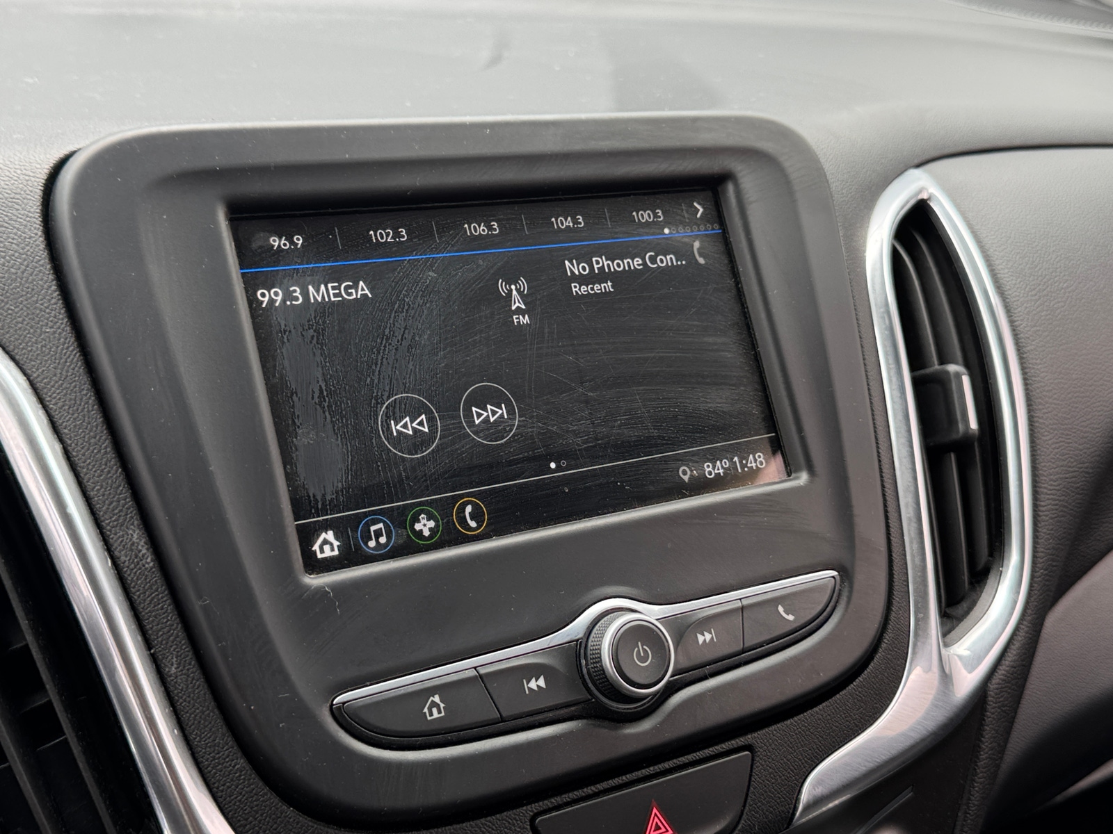 Thumbnail: 2019 Chevrolet Equinox - 4