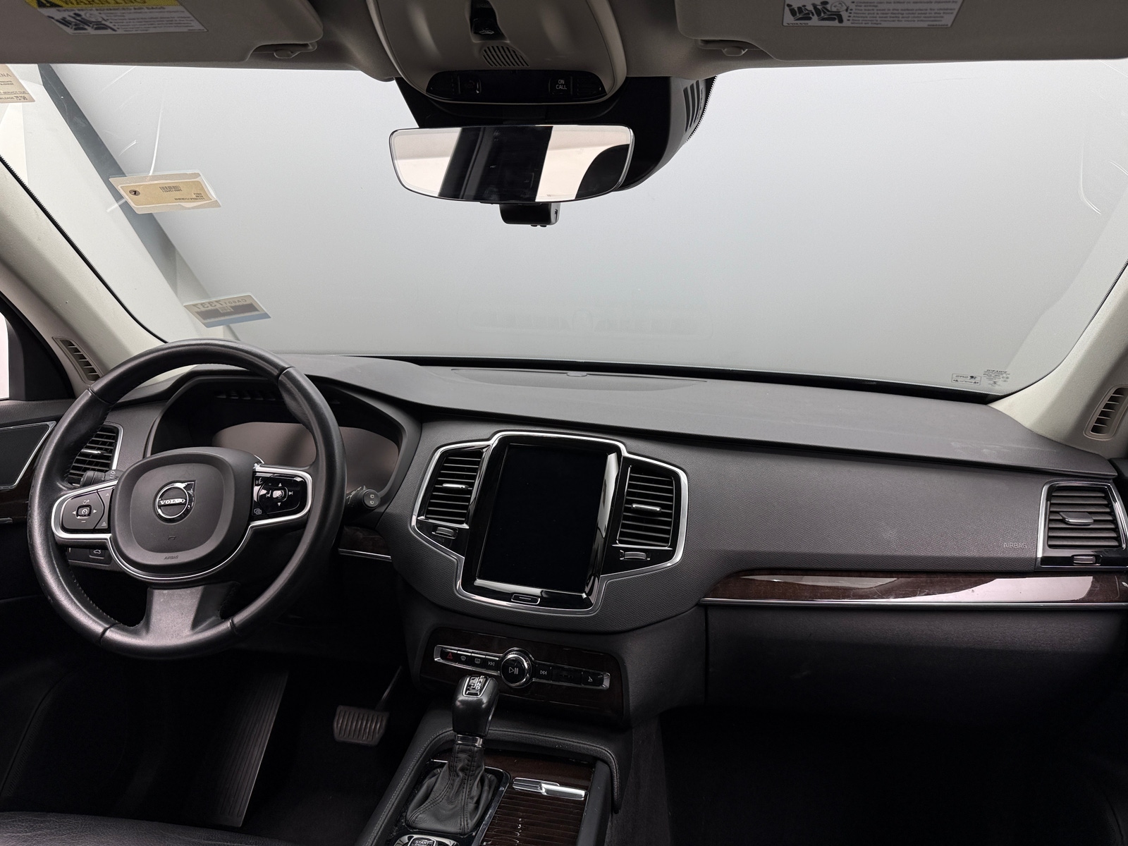 Thumbnail: 2018 Volvo XC90 - 2