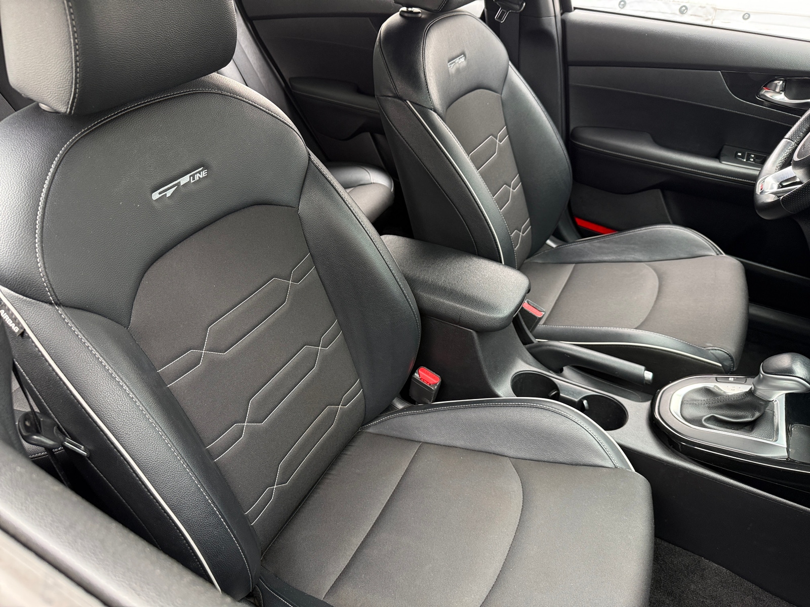 Thumbnail: 2021 Kia Forte - 2