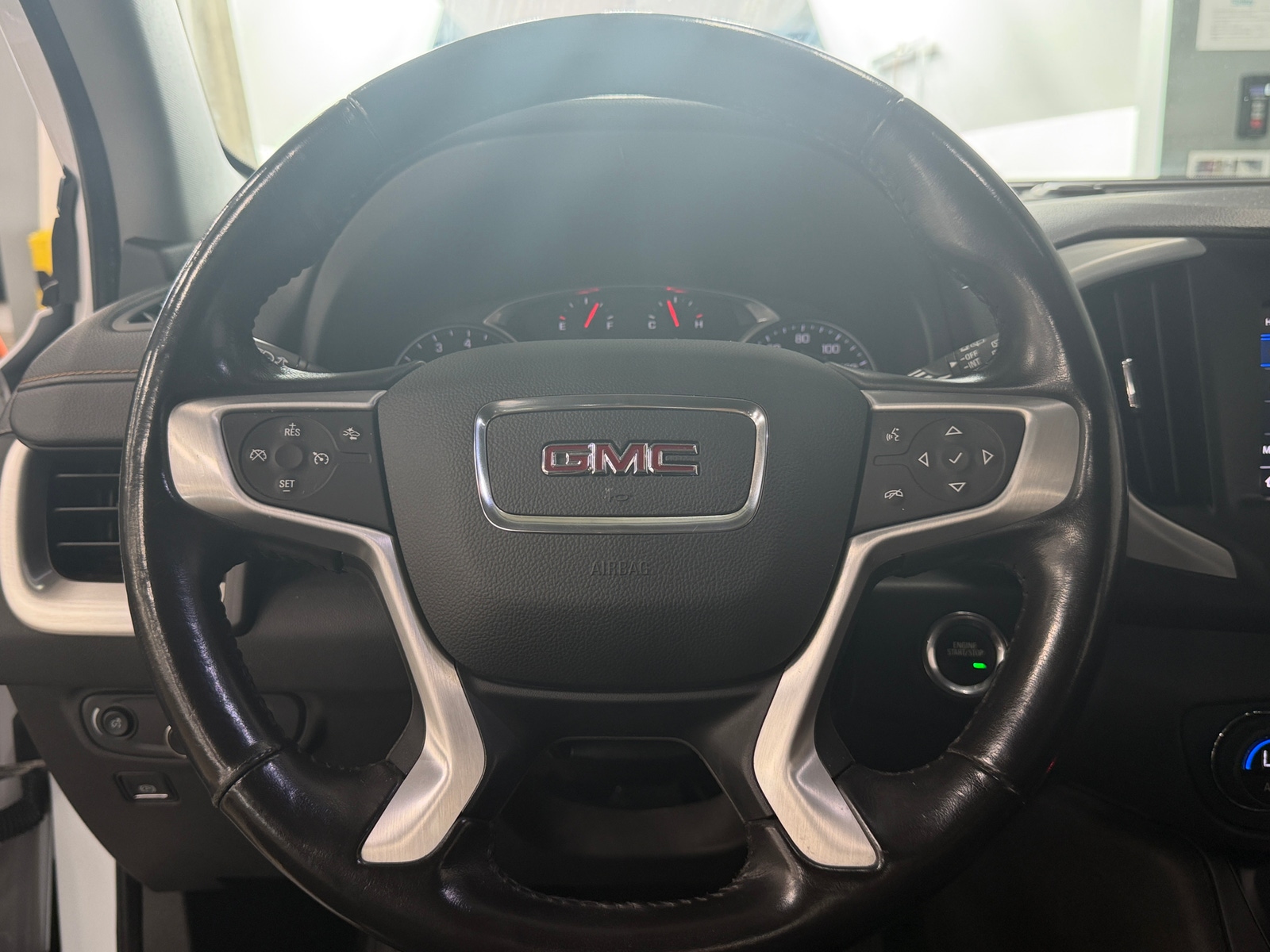 Thumbnail: 2020 GMC Terrain - 5