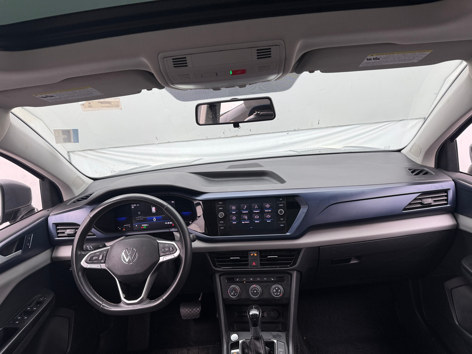 Thumbnail: 2022 Volkswagen Taos - 2