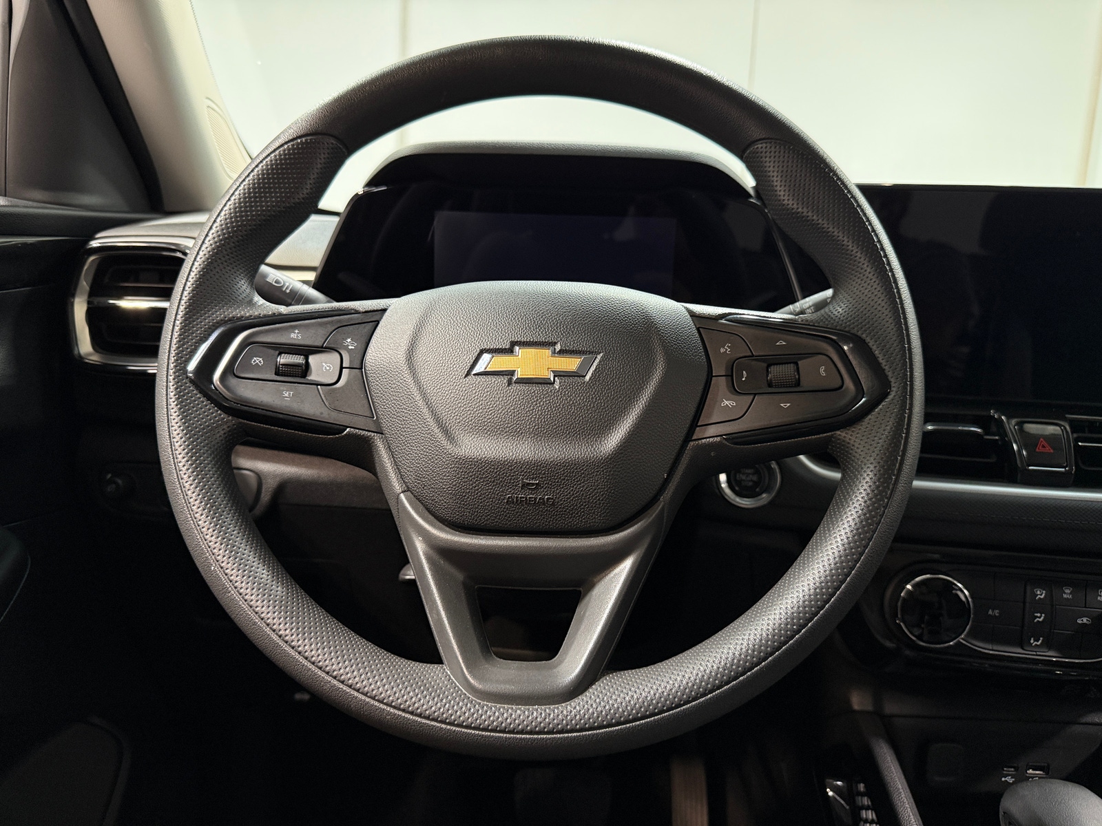 Thumbnail: 2025 Chevrolet TrailBlazer - 5