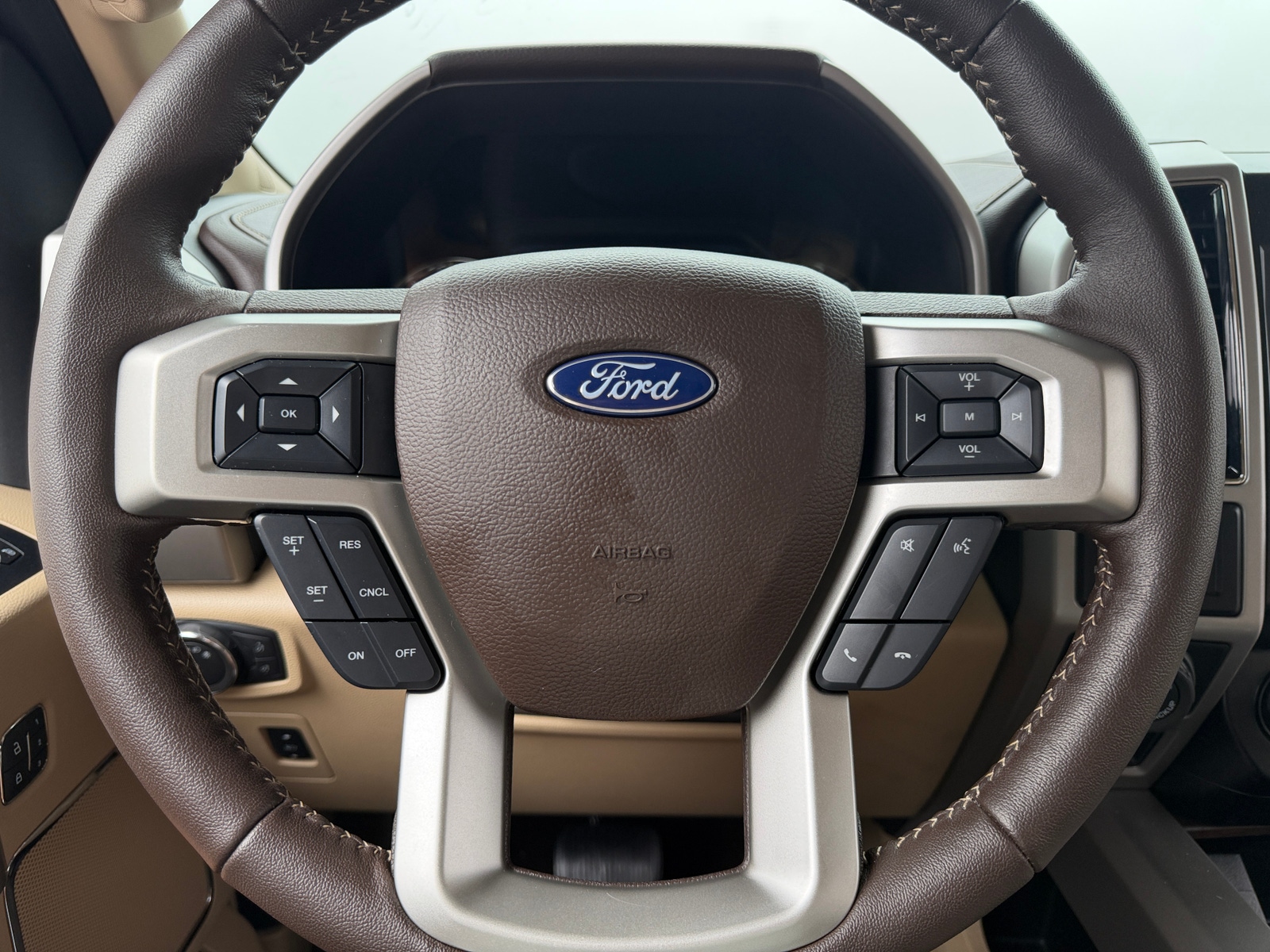 Thumbnail: 2020 Ford Econoline - 4