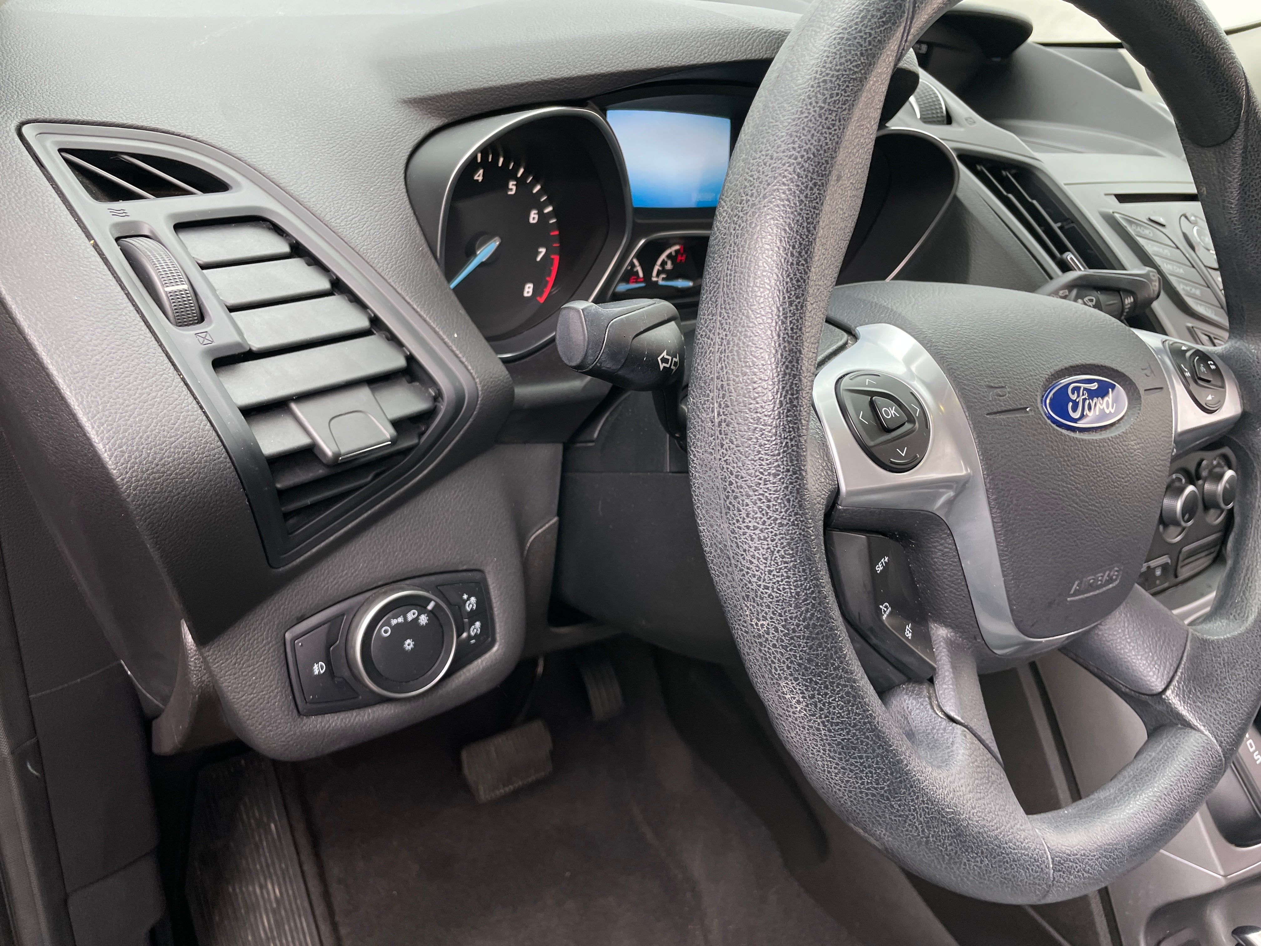 Used 2016 Ford Escape SE with VIN 1FMCU9GX4GUC20670 for sale in Pewaukee, WI