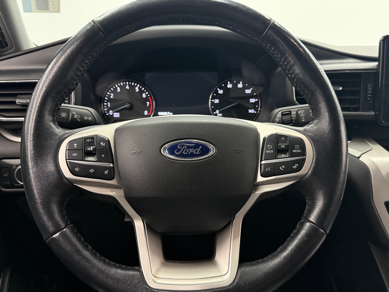 Thumbnail: 2021 Ford Explorer - 4