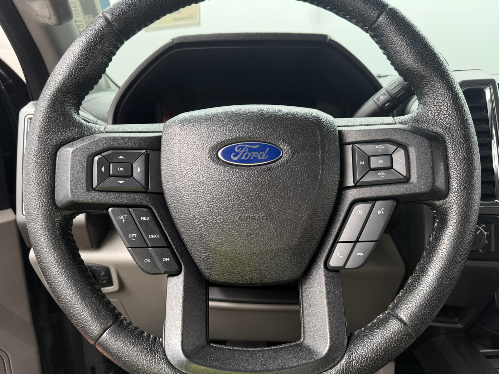 Thumbnail: 2016 Ford Econoline - 5