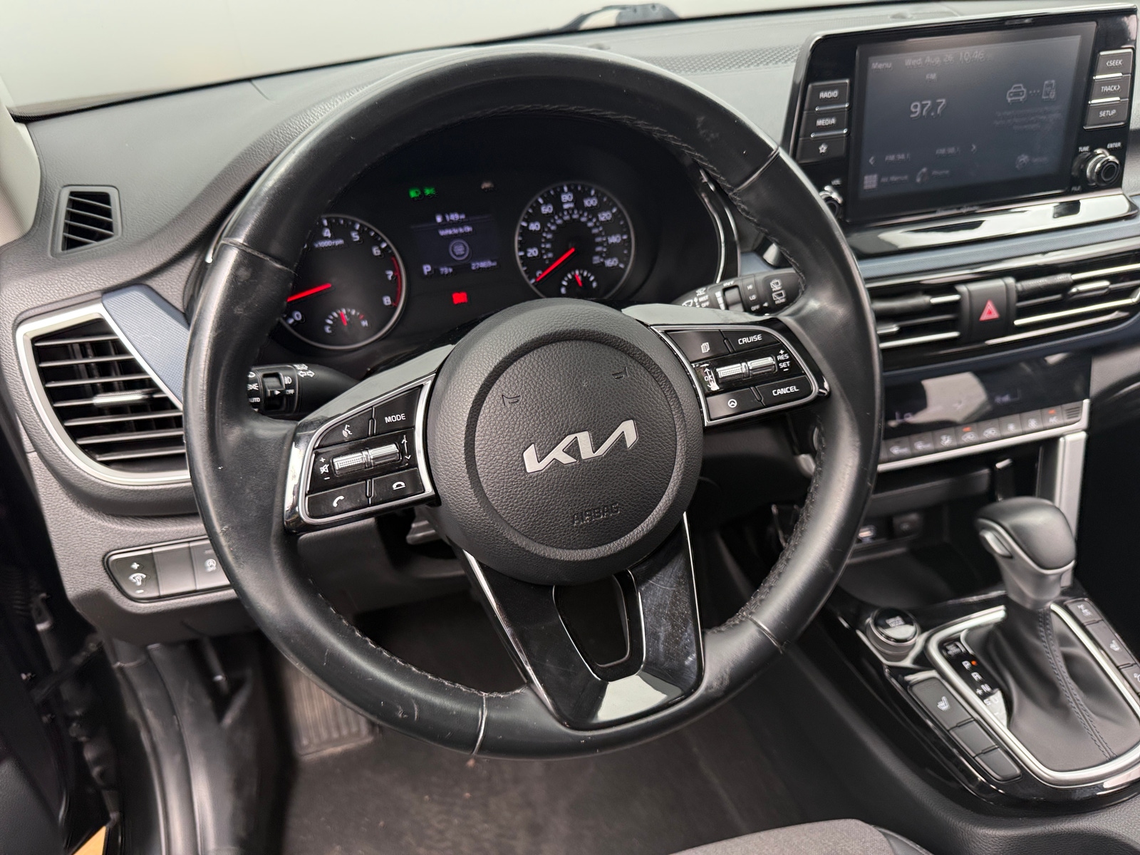 Thumbnail: 2023 Kia Seltos - 4