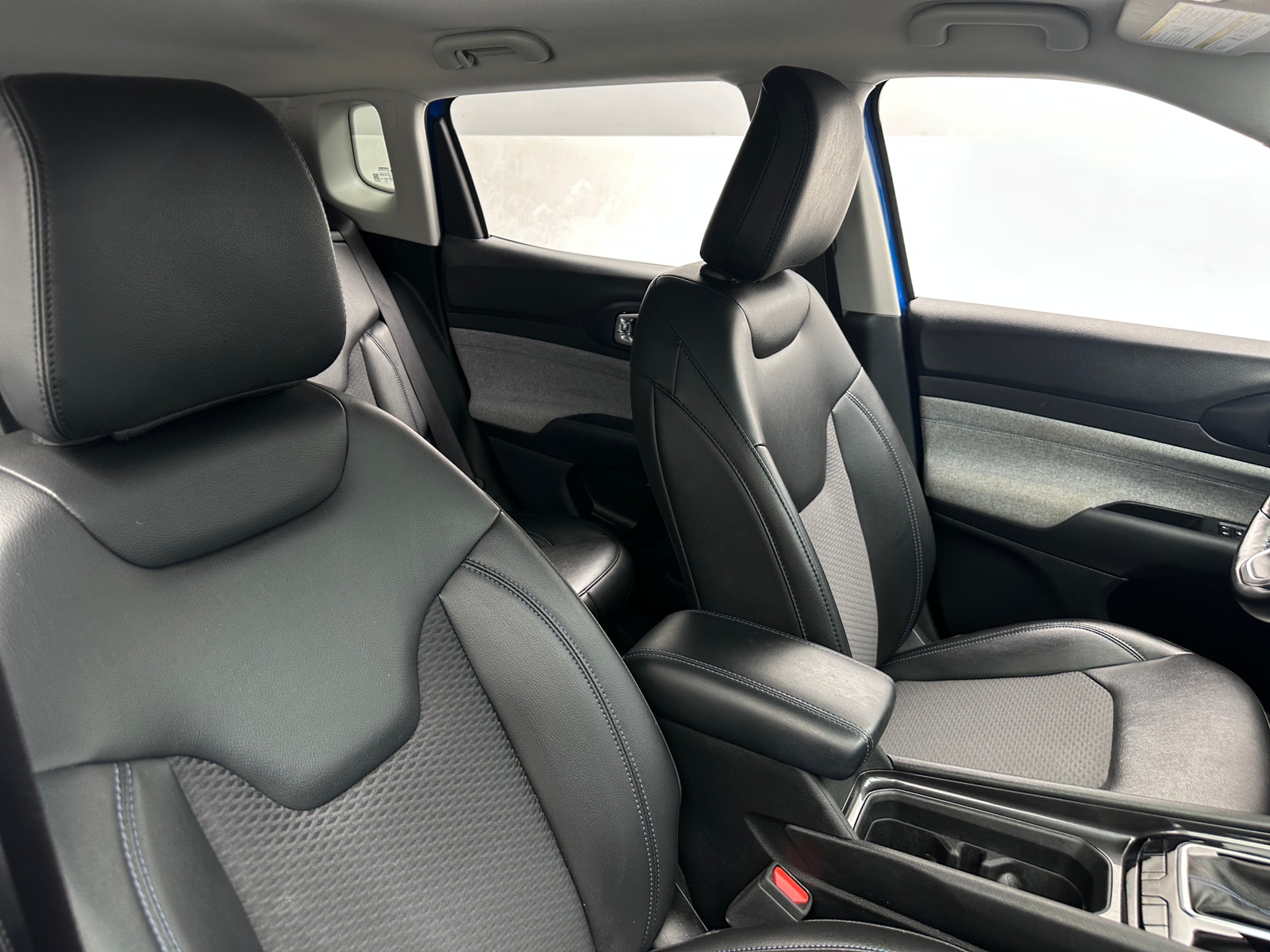 Thumbnail: 2022 Jeep Compass - 2