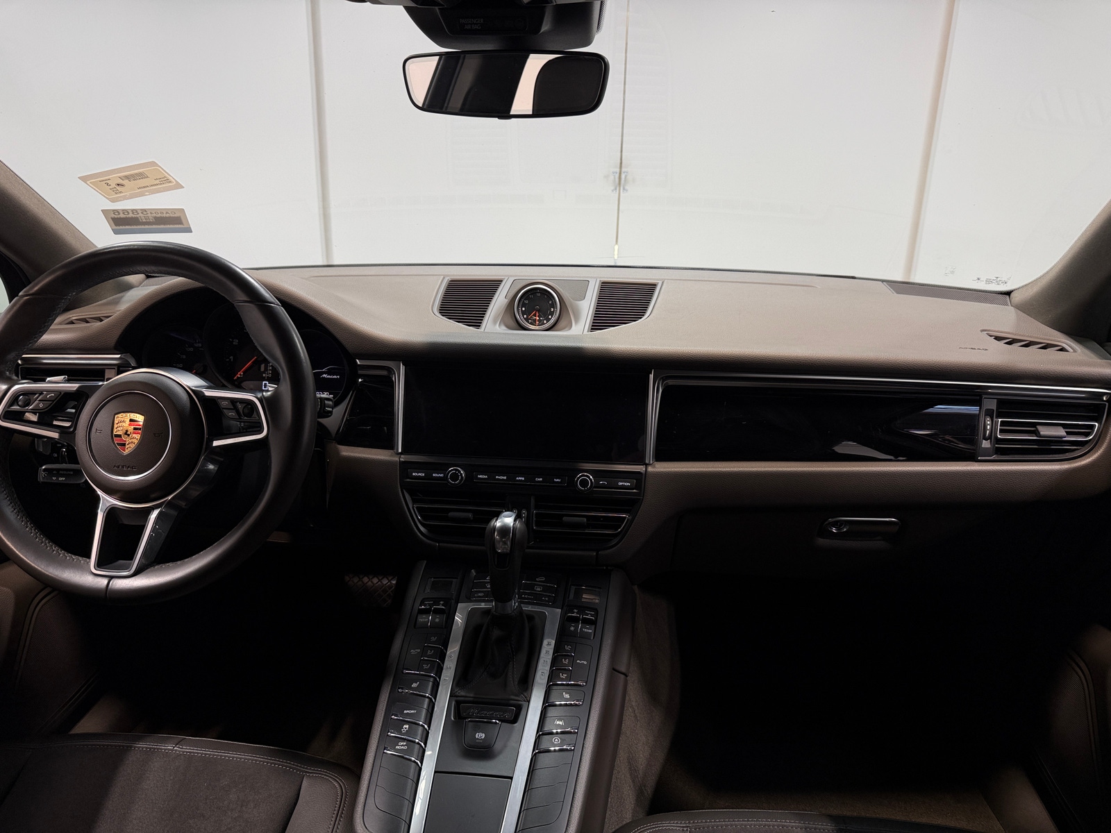 Thumbnail: 2019 Porsche Macan - 3