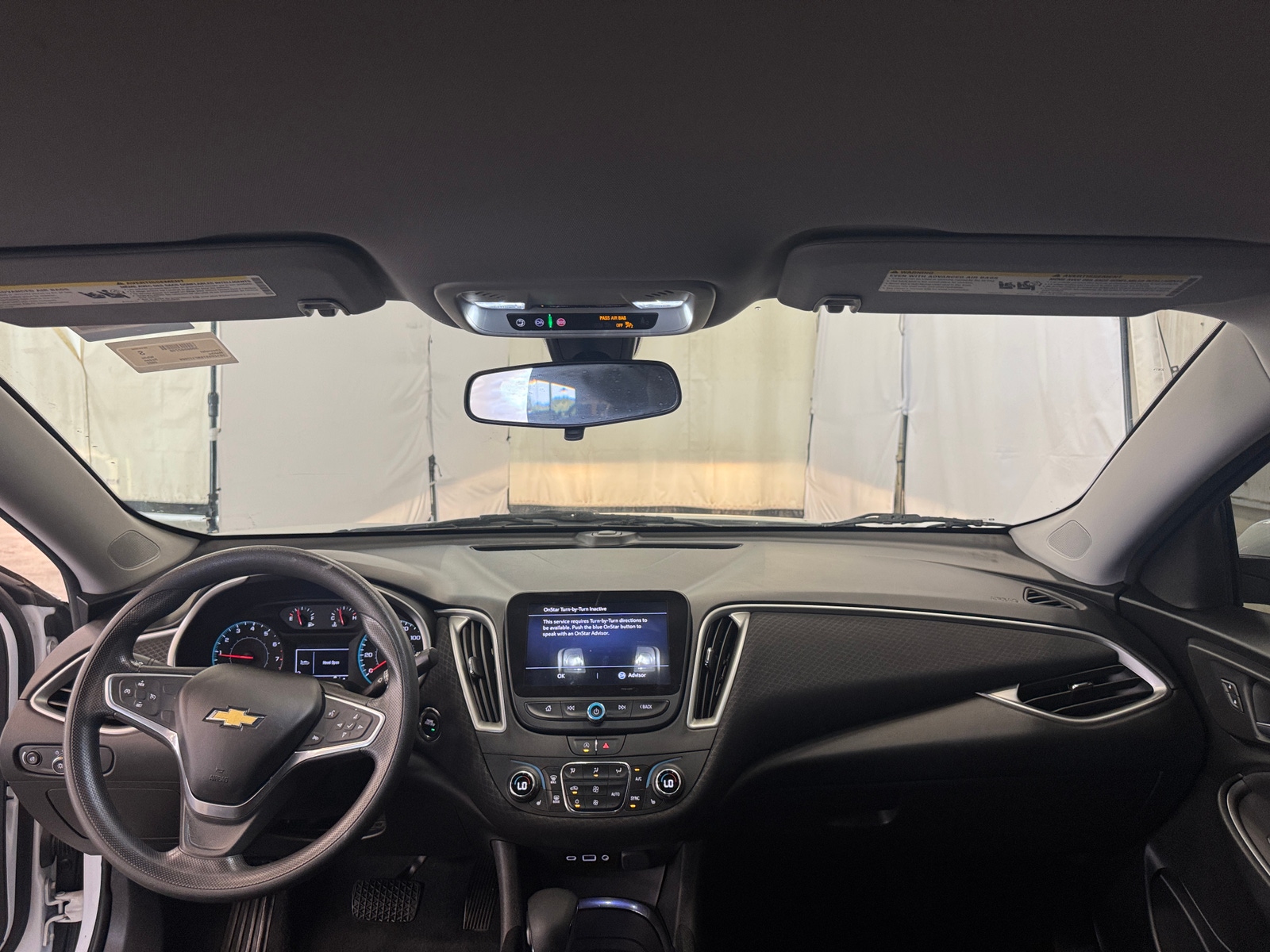 Thumbnail: 2022 Chevrolet Malibu - 3
