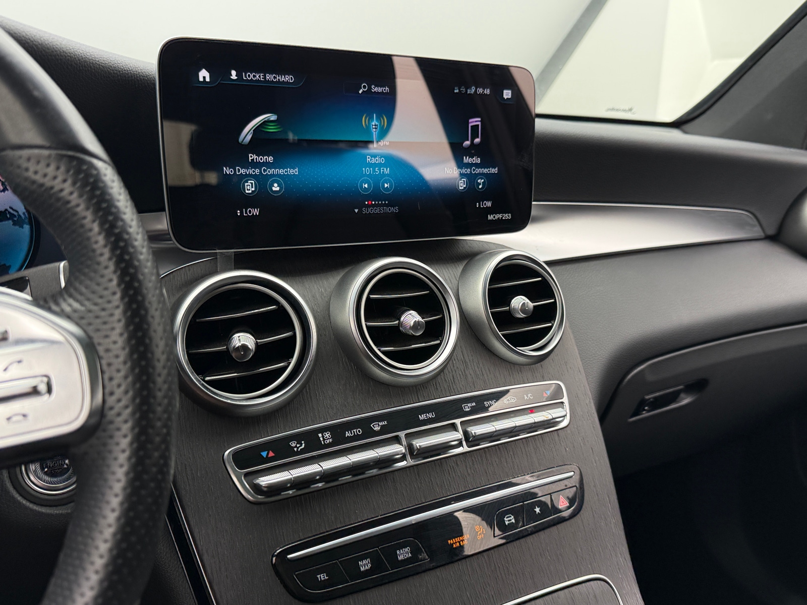 Thumbnail: 2020 Mercedes-Benz GLC - 3