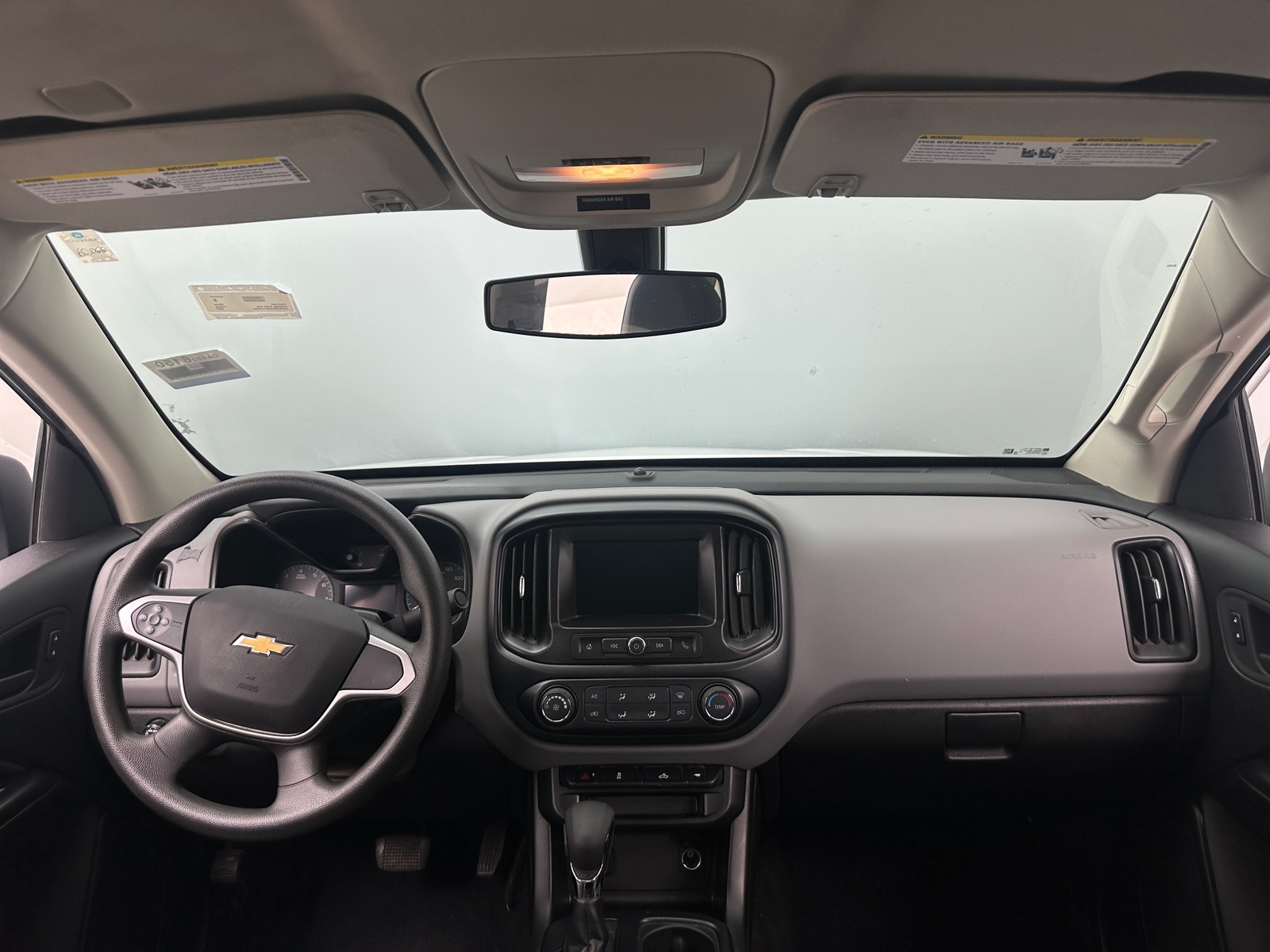 Thumbnail: 2022 Chevrolet Colorado - 3