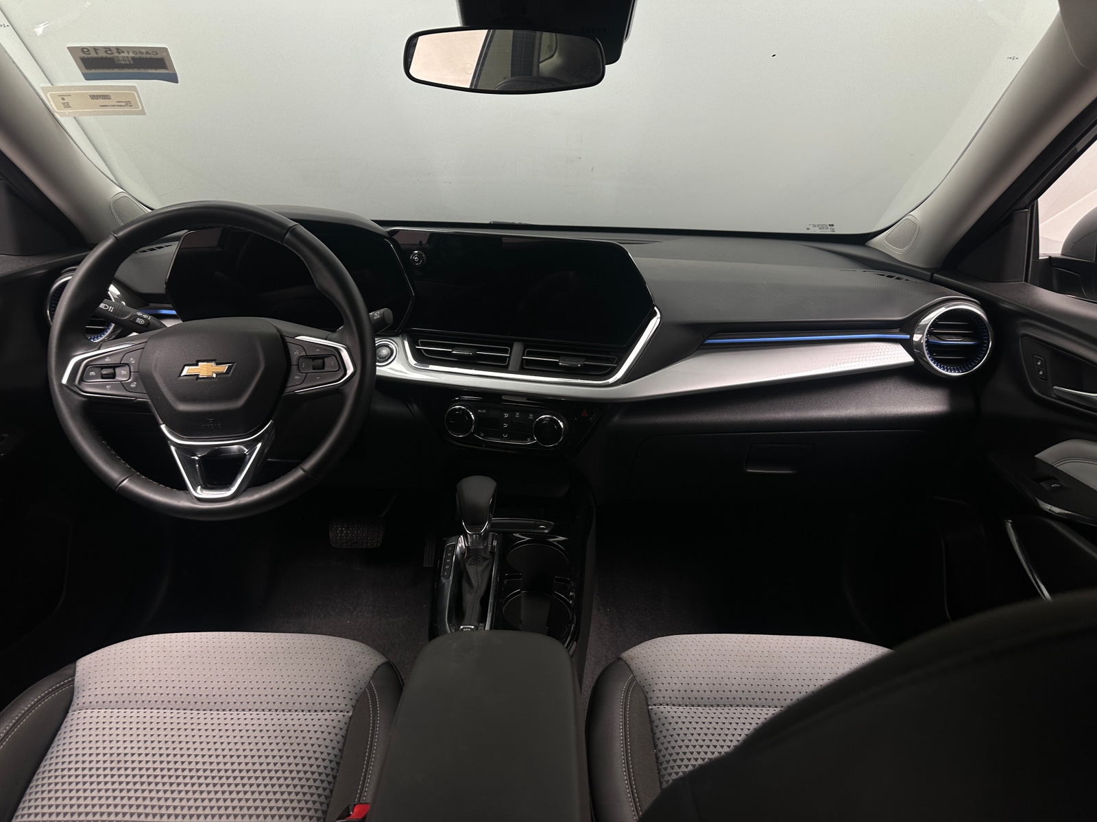Thumbnail: 2025 Chevrolet Trax - 2