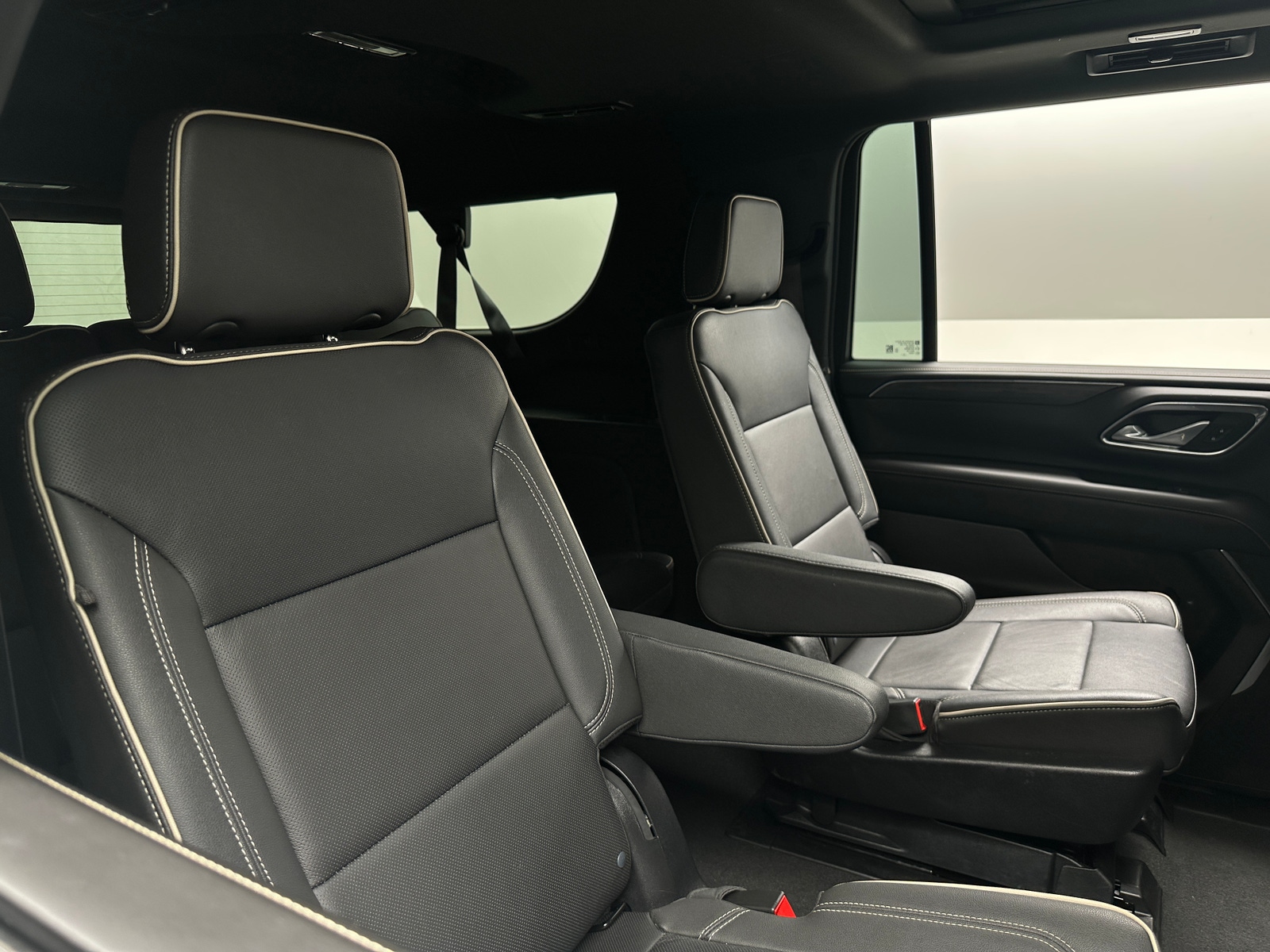 Thumbnail: 2023 GMC Yukon XL - 5