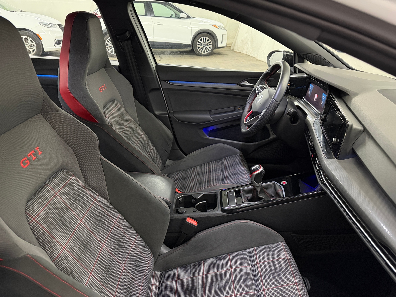 Thumbnail: 2024 Volkswagen Golf - 2