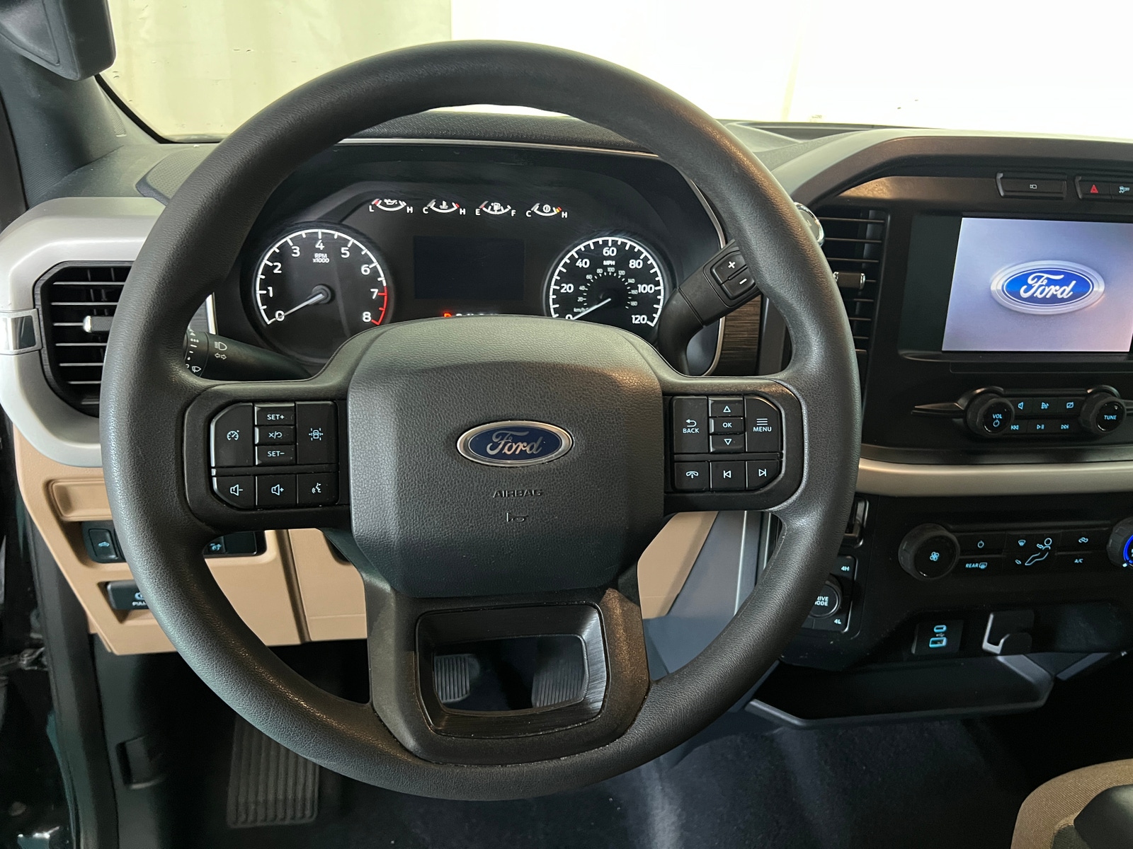 Thumbnail: 2023 Ford Econoline - 5