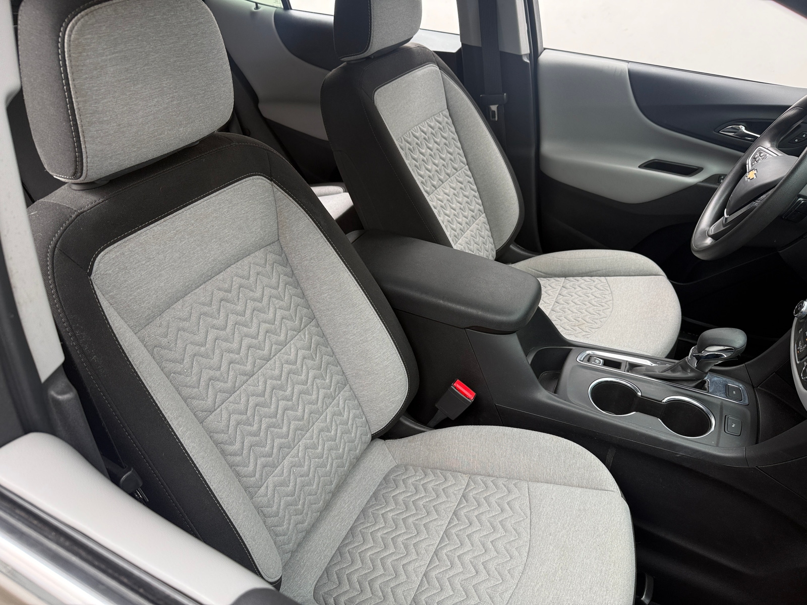 Thumbnail: 2023 Chevrolet Equinox - 2
