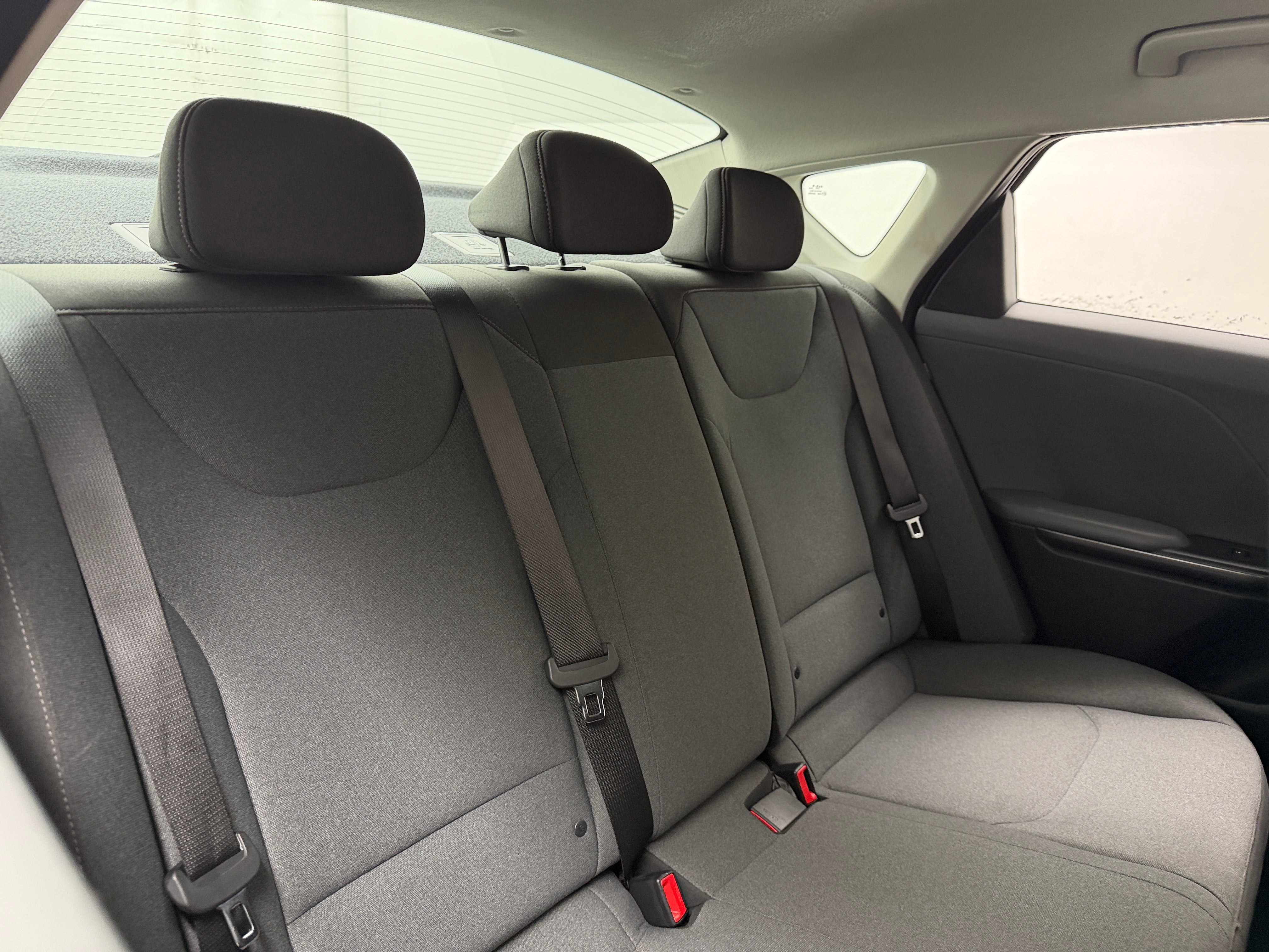 2025 Kia K4 LXS - Photo 3
