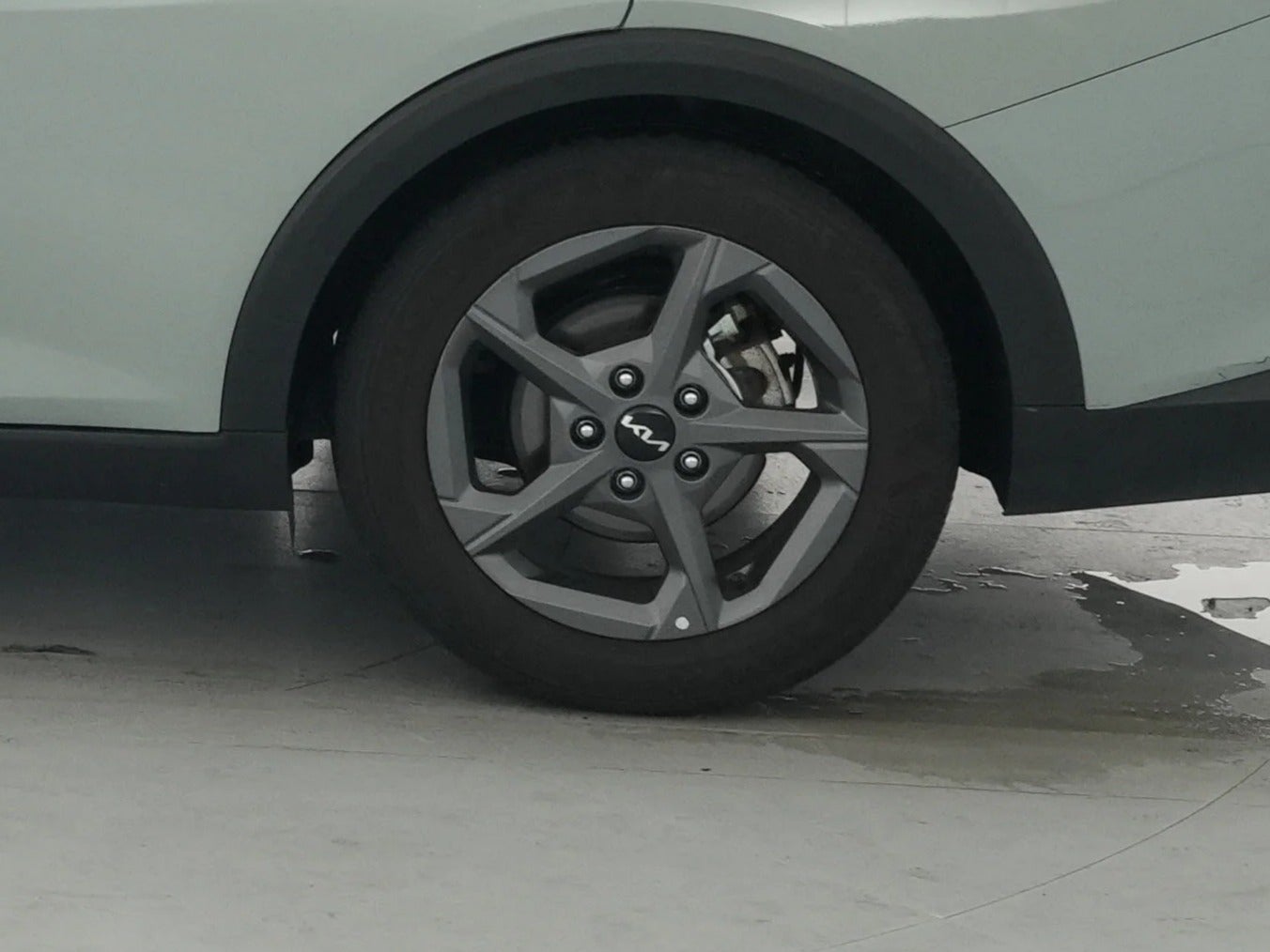 2025 Kia K4 LXS - Photo 16