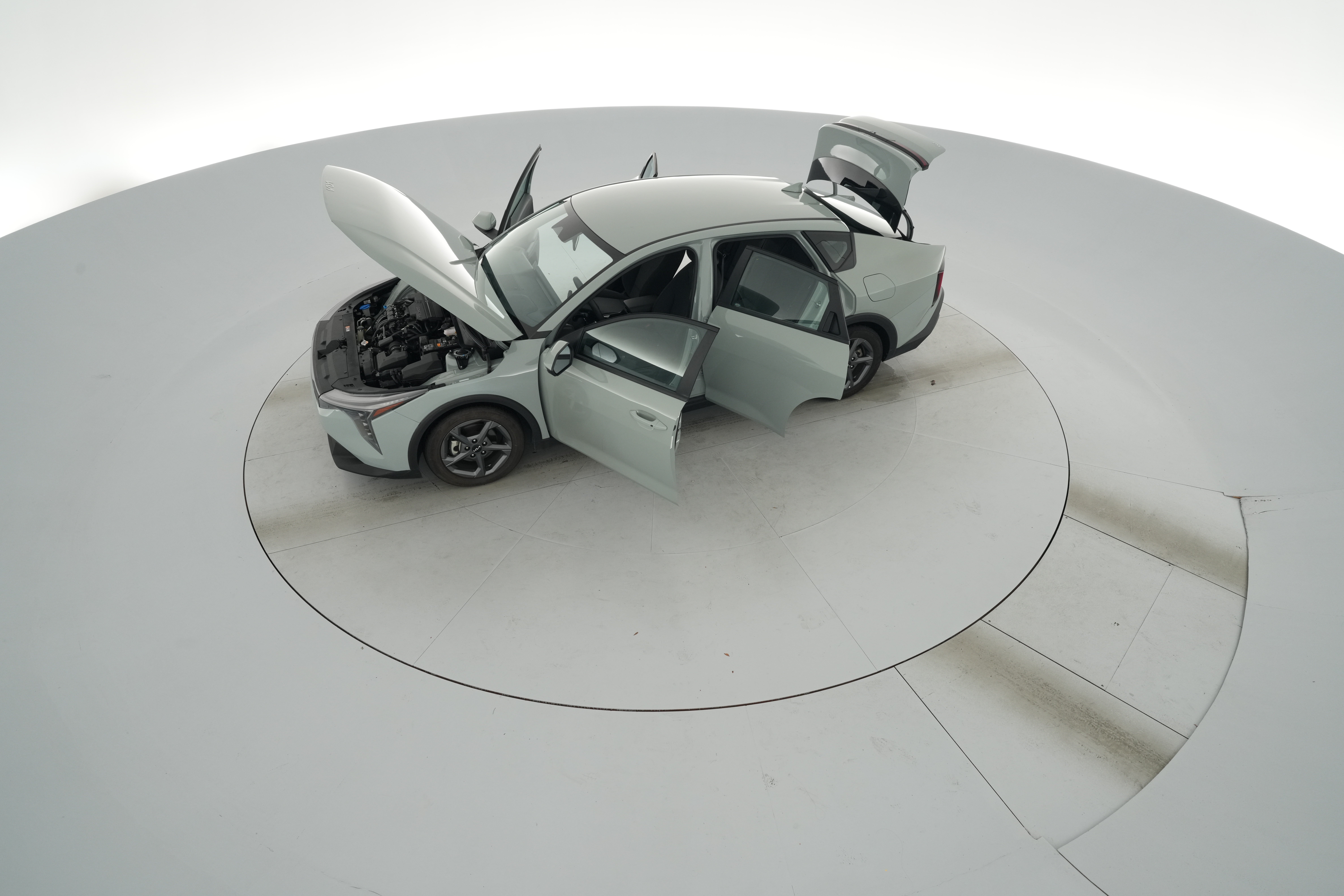 2025 Kia K4 LXS - Photo 41